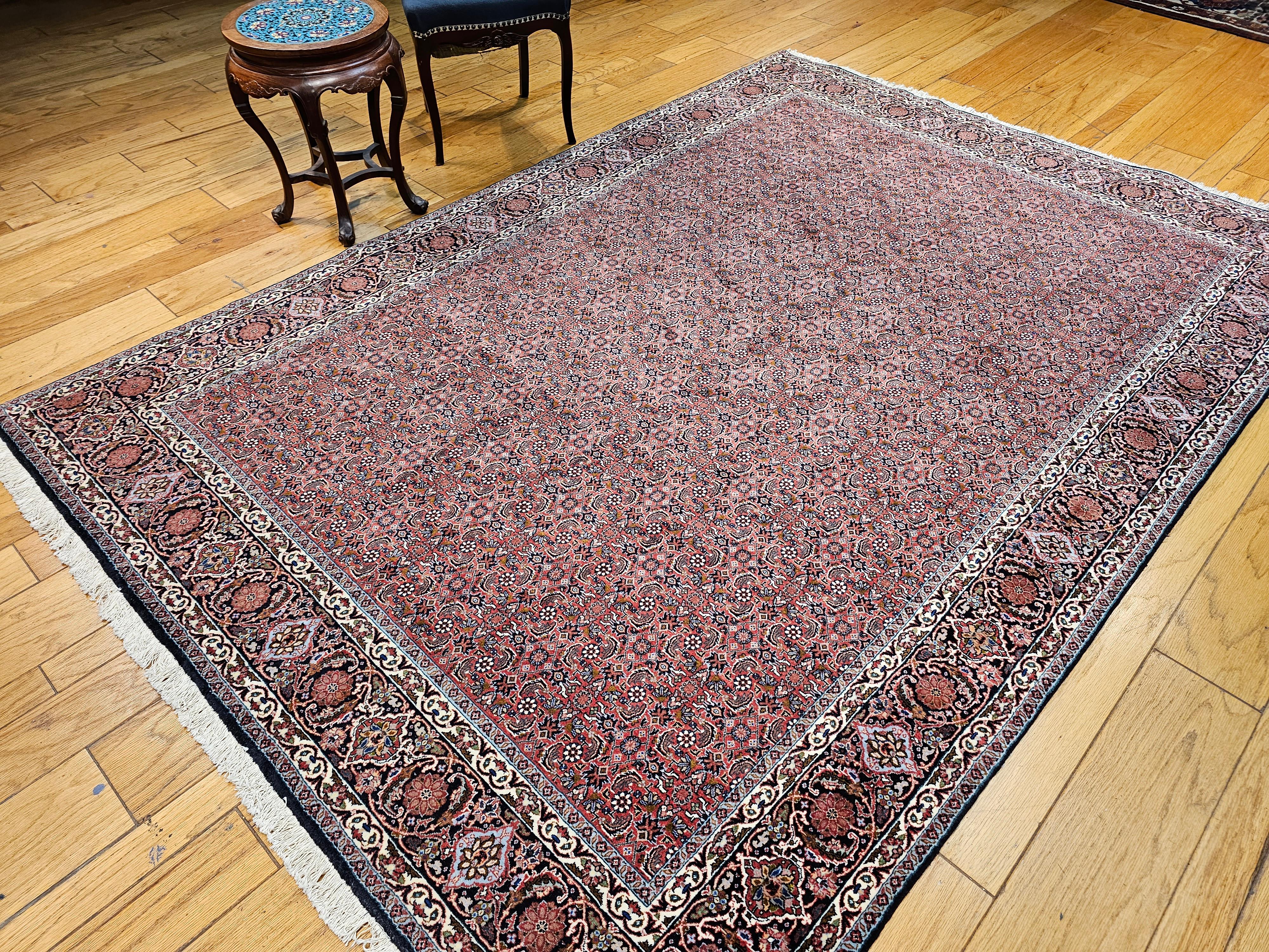 Persischer Bidjar in Allover Herati mit geometrischem Muster in Dunkelrot, Marineblau und Elfenbein im Angebot 10