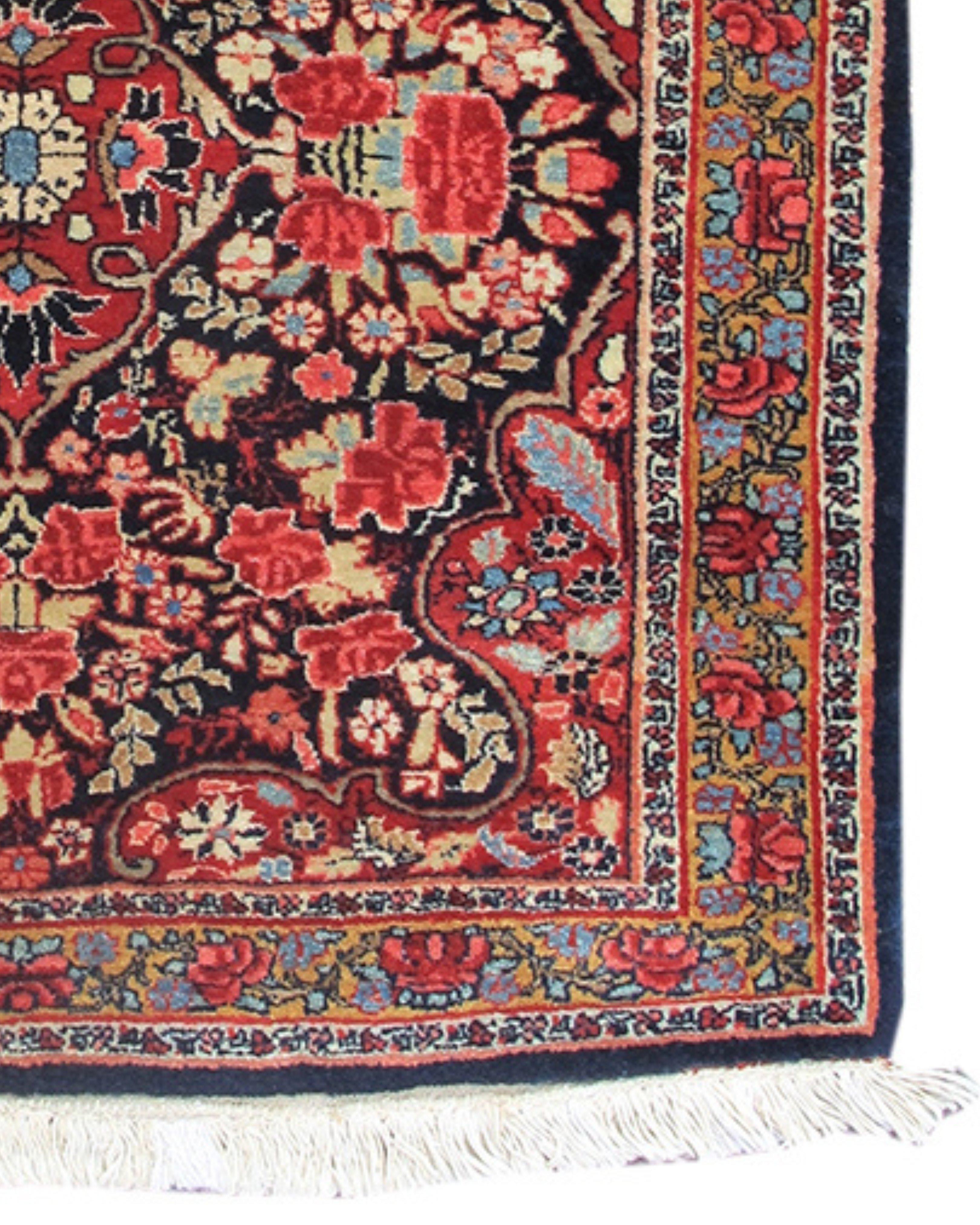 Persian Bidjar Mat Rug, 20th Century For Sale 2