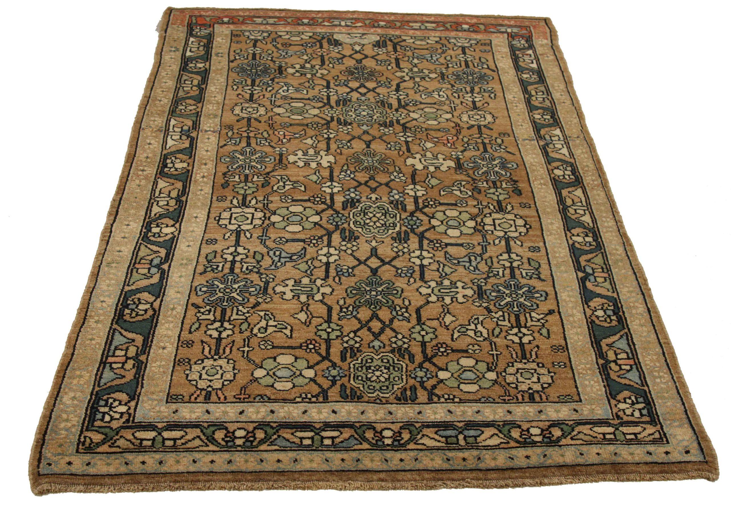 Scopri l'eleganza dei tappeti persiani Bijar, caratterizzati da un'area CIRCA del 1880. Progettato con una meticolosa attenzione ai dettagli, questo design esclusivo è perfetto per valorizzare il tuo spazio.