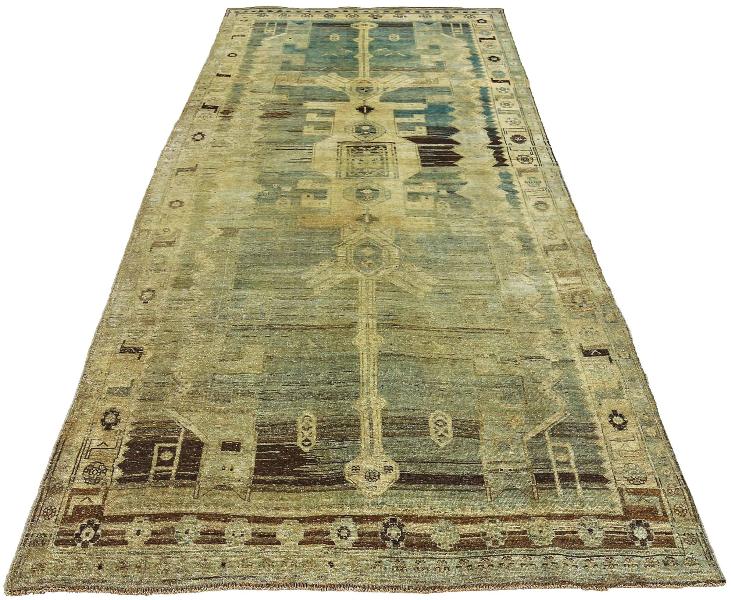 Scopri l'eleganza dei tappeti persiani Bijar, caratterizzati da un'area CIRCA del 1880. Progettato con lana e marrone-grigio-verde-avorio, questo design esclusivo è perfetto per valorizzare il tuo spazio.