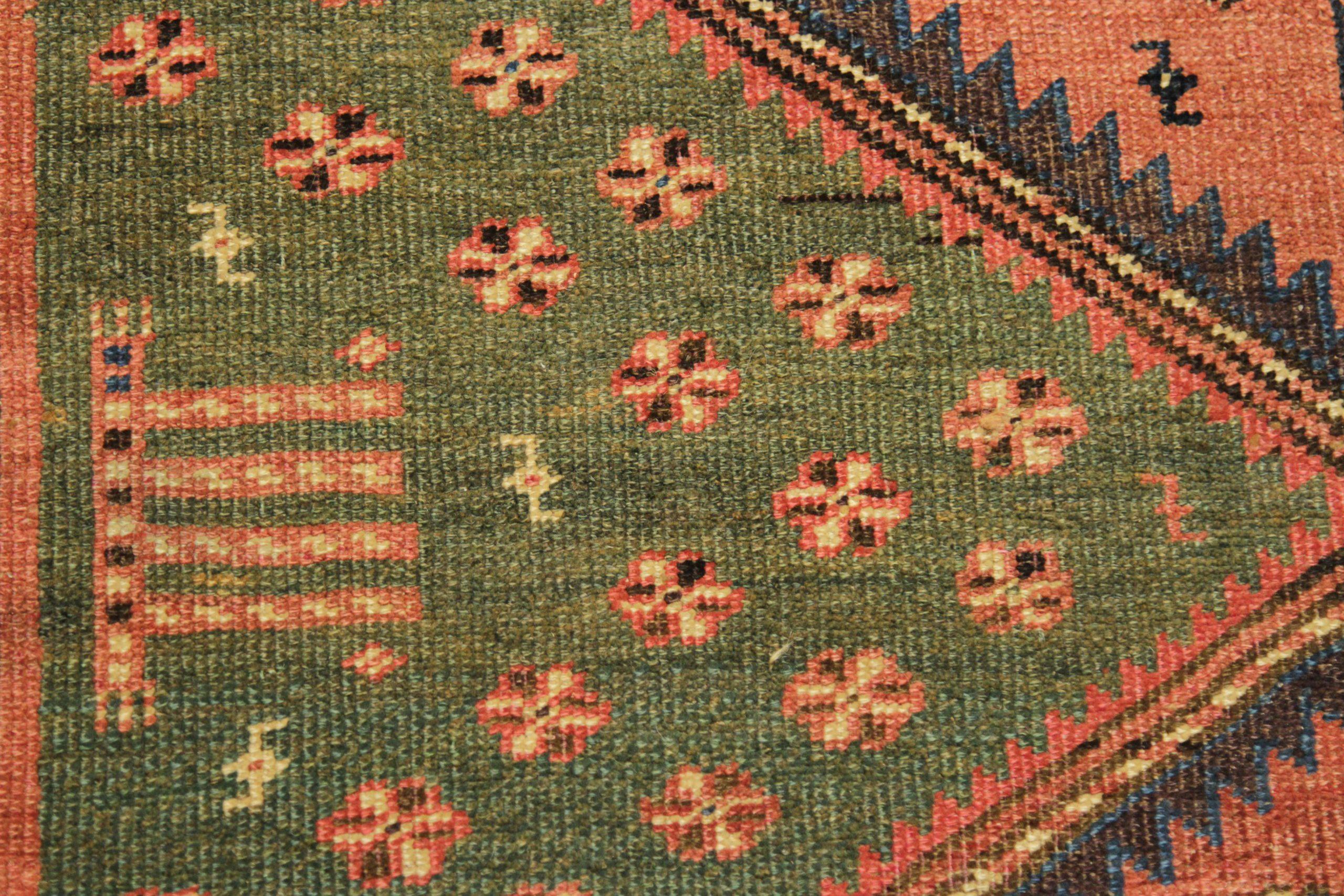 20th Century Persian Bijar Area Rugs - Wool Green Navy Blue Pink Red 71717 For Sale