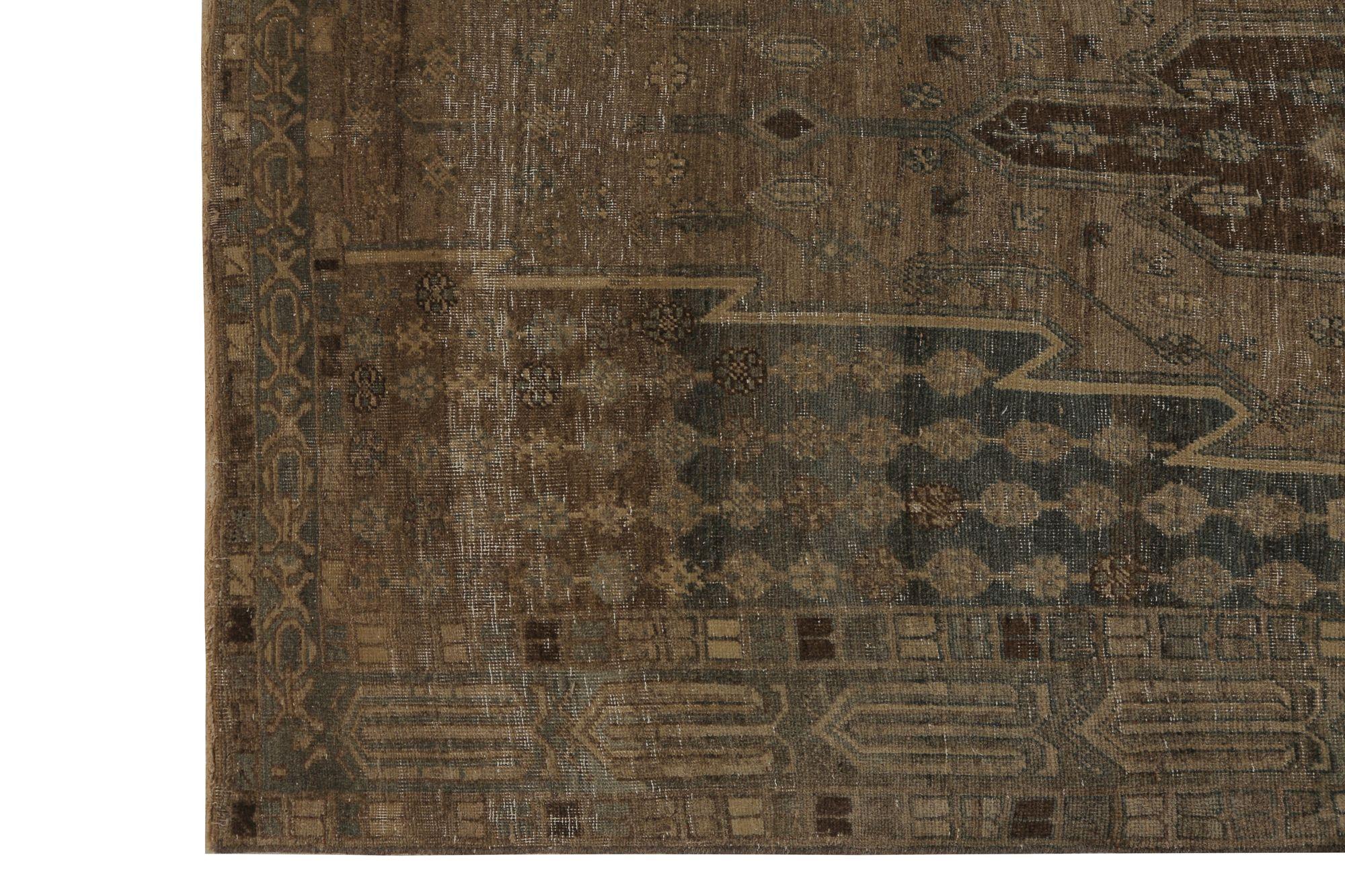 Scopri l'eleganza dei tappeti persiani Bijar, caratterizzati da un'area CIRCA del 1880. Progettato in lana e marrone, questo design esclusivo è perfetto per valorizzare il tuo spazio.