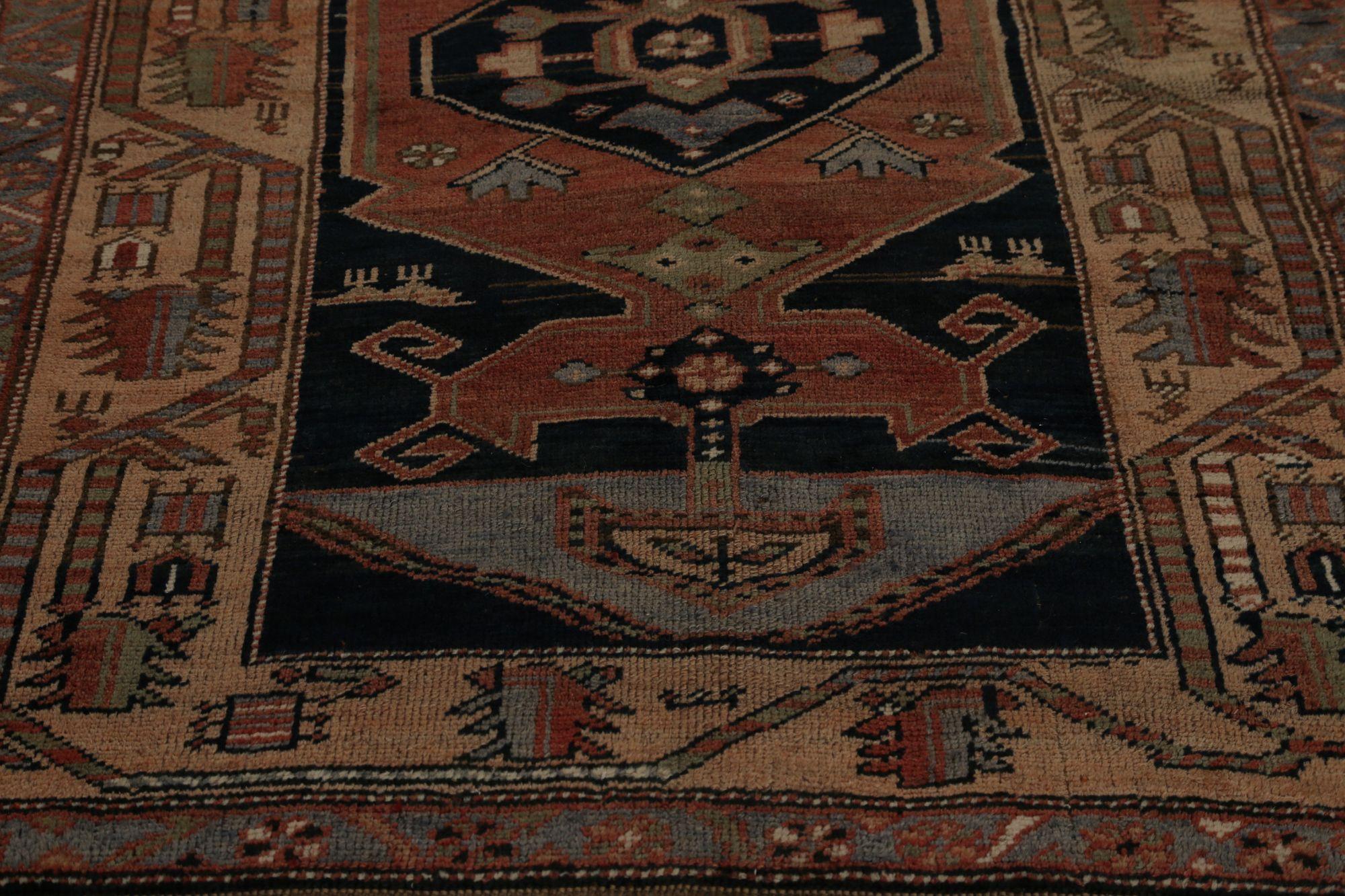 Entdecken Sie die Eleganz des persischen Bijar mit dem Läufer aus der Zeit um 1880. Dieses exklusive Design aus Wolle und BlackRed ist perfekt, um Ihren Raum zu verschönern.
