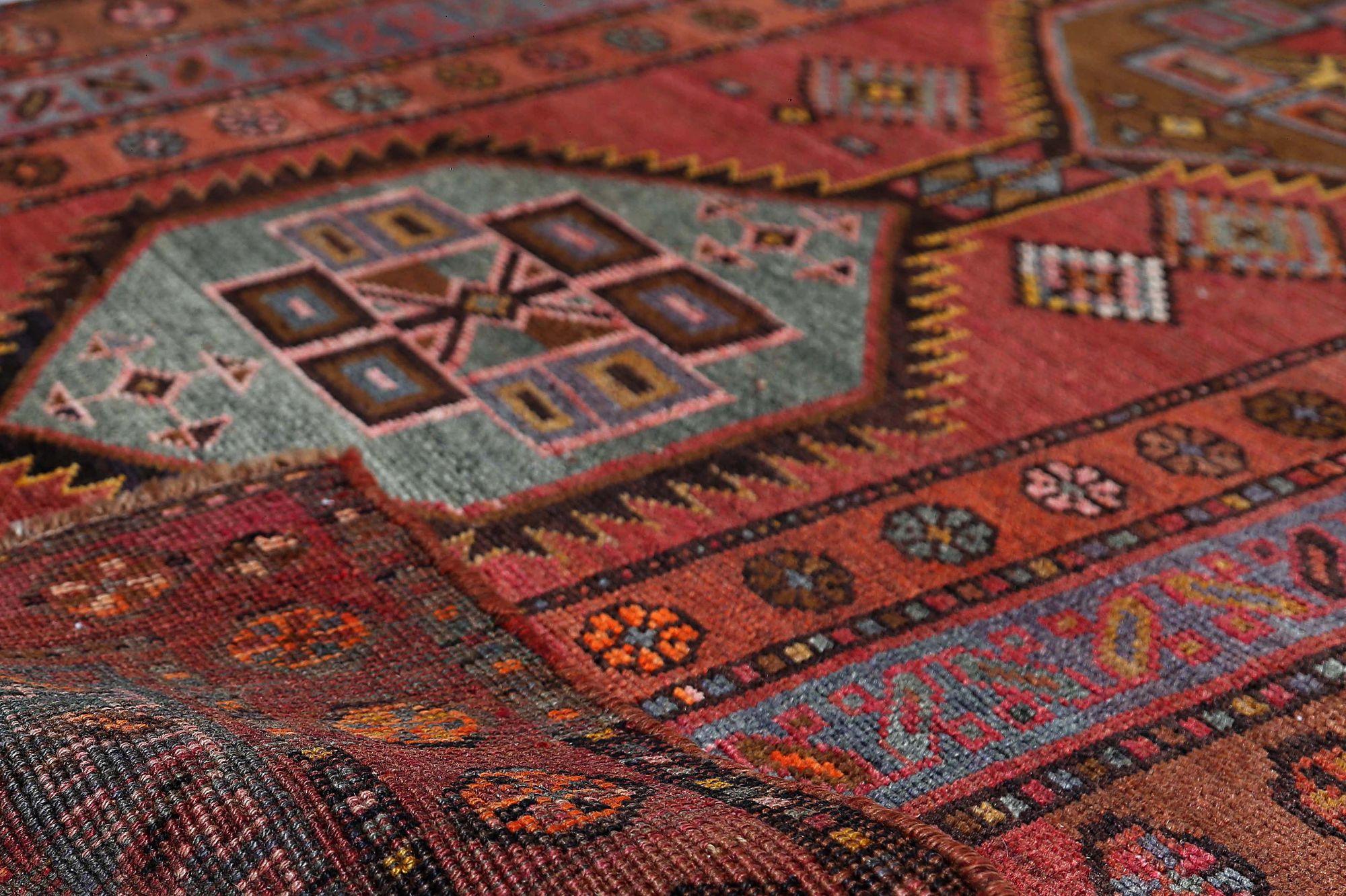 Persischer Bijar-Läufer aus Wolle – rotes Design – 96669 im Zustand „Hervorragend“ im Angebot in Dallas, TX