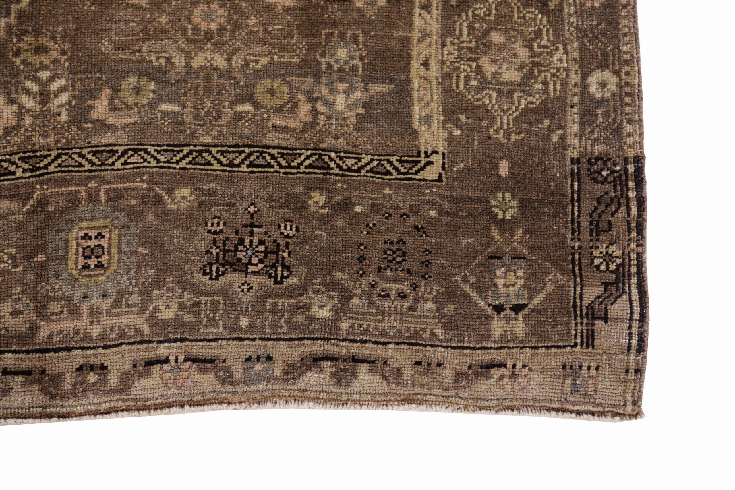 20th Century Persian Bijar Small Rug - Wool Brown Ivory Design - 91585 For Sale