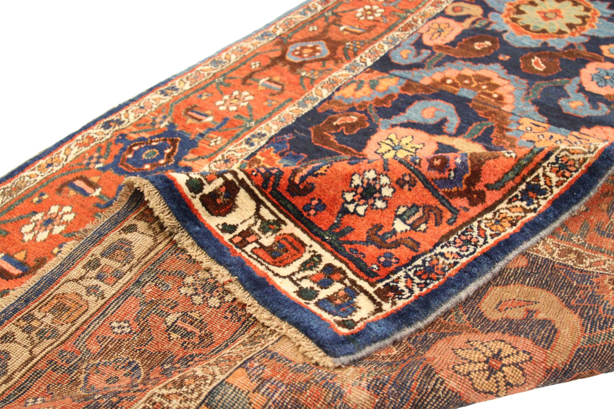 Persischer Bijar Kleiner Teppich Circa 1910 - Wolle Blau Elfenbein Rosa Rot 72675 (Asiatisch) im Angebot