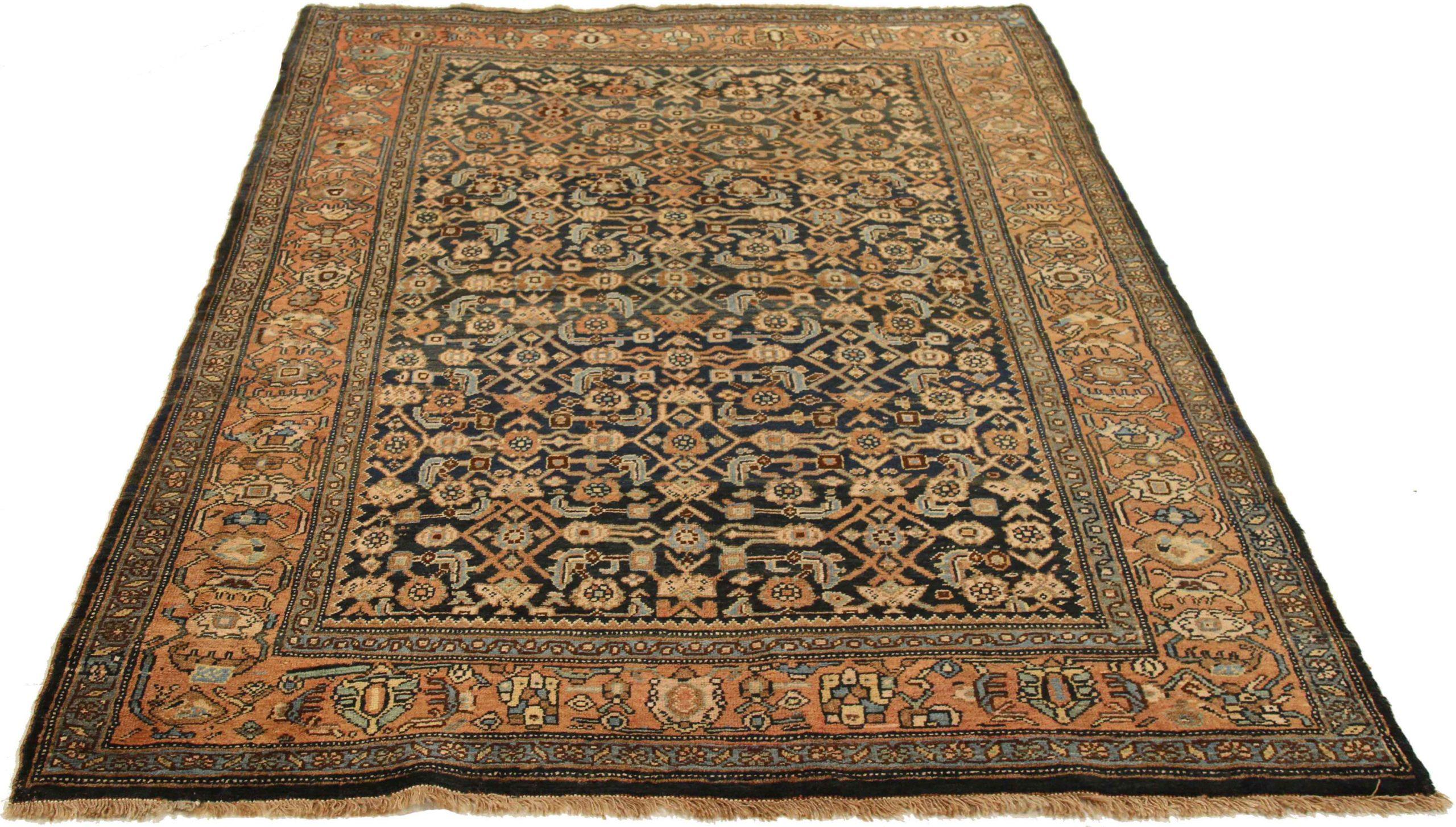 Entdecken Sie die Eleganz des persischen Bijar mit dem kleinen Teppich von ca. 1910. Dieses exklusive Design aus Wolle und ElfenbeinMarineblauRosa ist perfekt, um Ihren Raum zu verschönern.