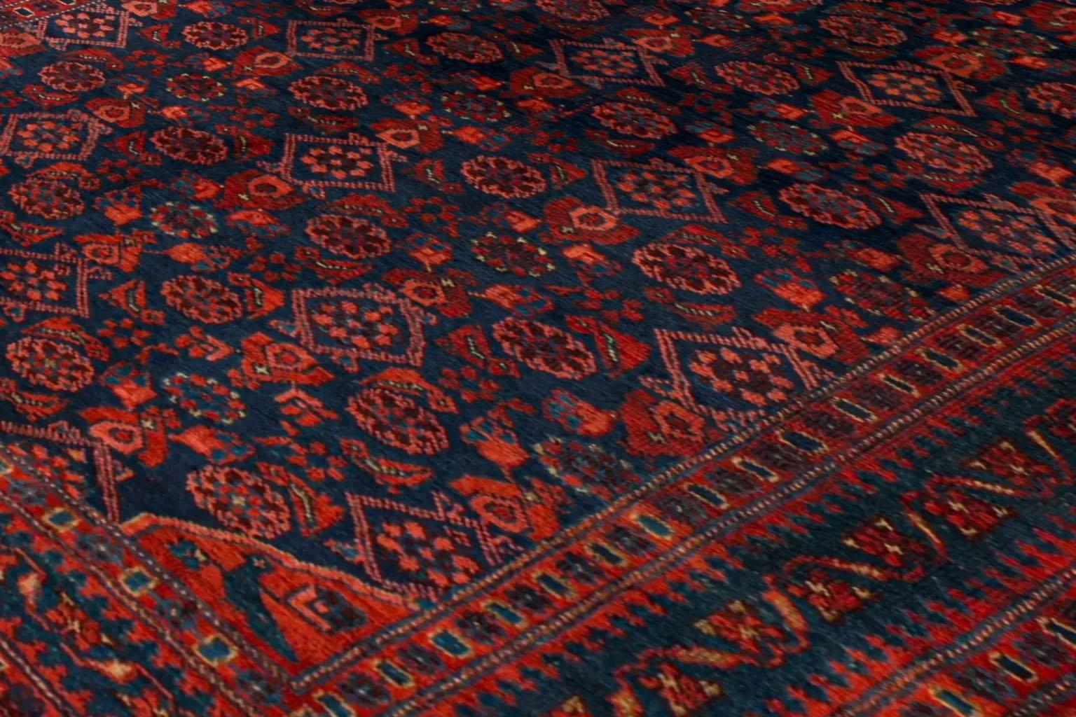 20th Century Persian Bijar Small Rug Circa 1910 -  Navy Blue Red Yellow For Sale