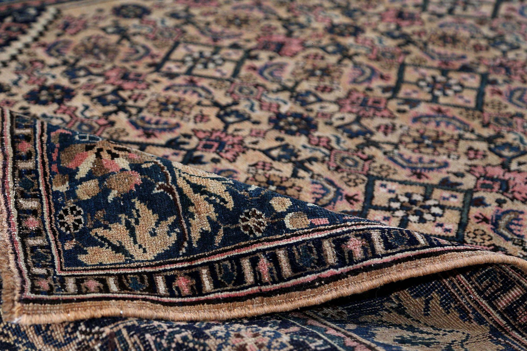Persischer Bijar Small Teppich - Wolle Schwarz Braun Marineblau Design - 97170 (20. Jahrhundert) im Angebot