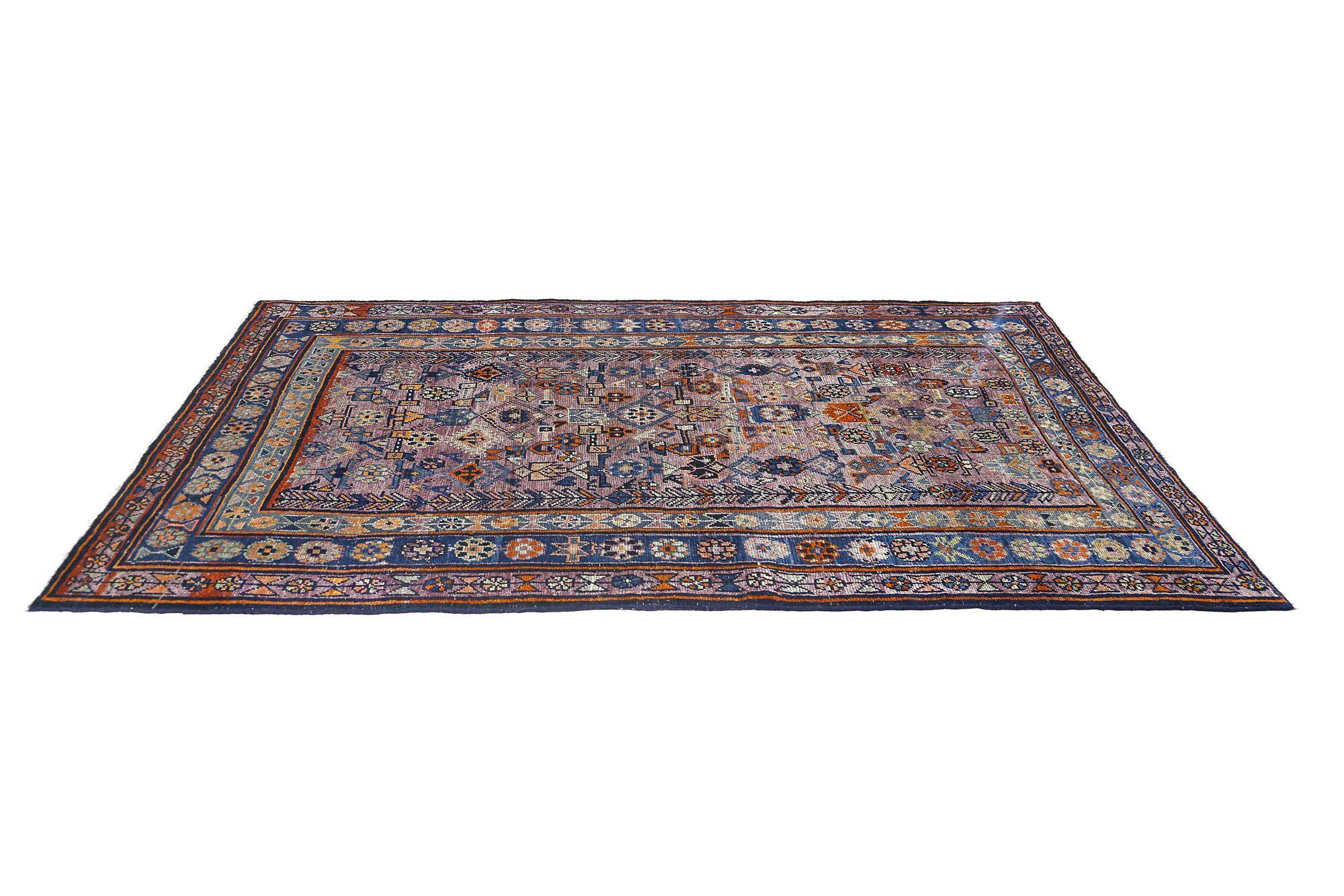 Entdecken Sie die Eleganz des persischen Bijar mit dem kleinen Teppich von ca. 1910. Dieses exklusive Design aus Wolle und BluePurpel ist perfekt, um Ihren Raum zu verschönern.
