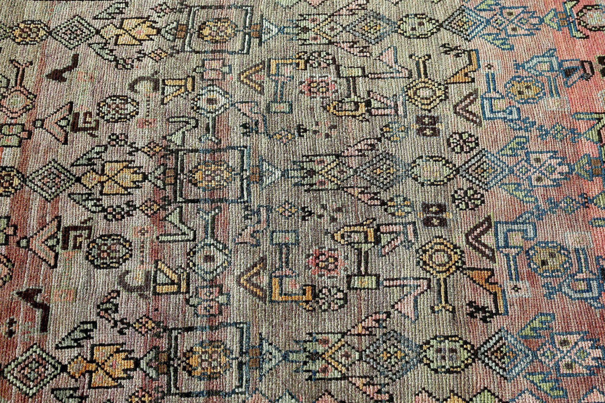 Persischer Bijar Kleiner Teppich - Wolle Elfenbeinrosa Design - 96768 (20. Jahrhundert) im Angebot