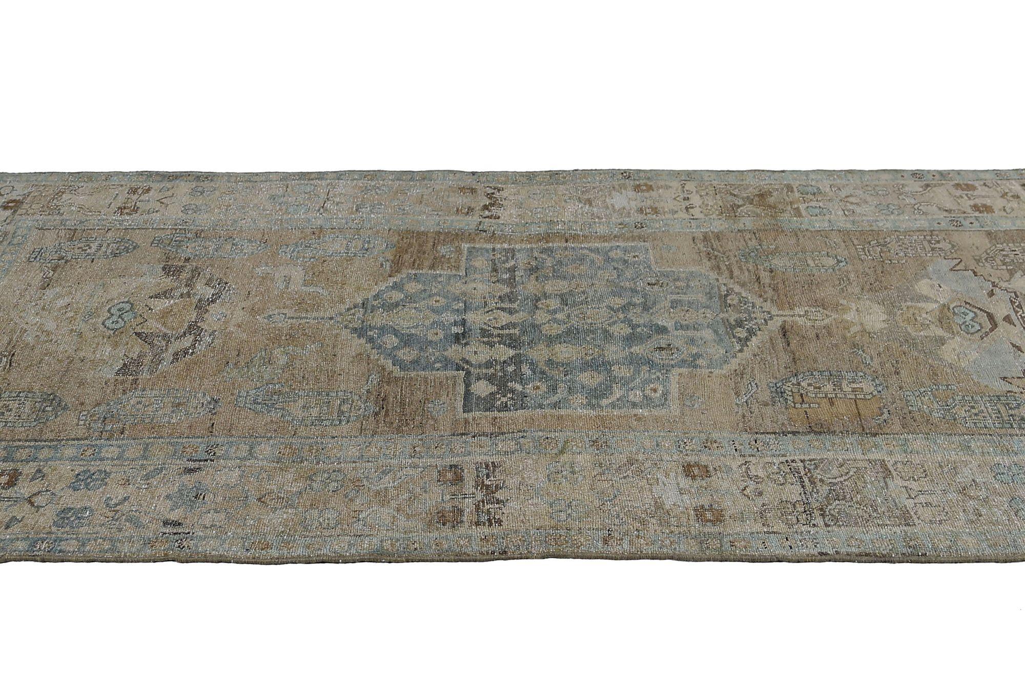 Persischer Bijar Kleiner Teppich aus Wolle in Marineblau und Taupe mit Muster - 97631 im Zustand „Hervorragend“ im Angebot in Dallas, TX