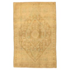 Persian Broojerd Small Rug - Wool Brown Ivory Design - 75726