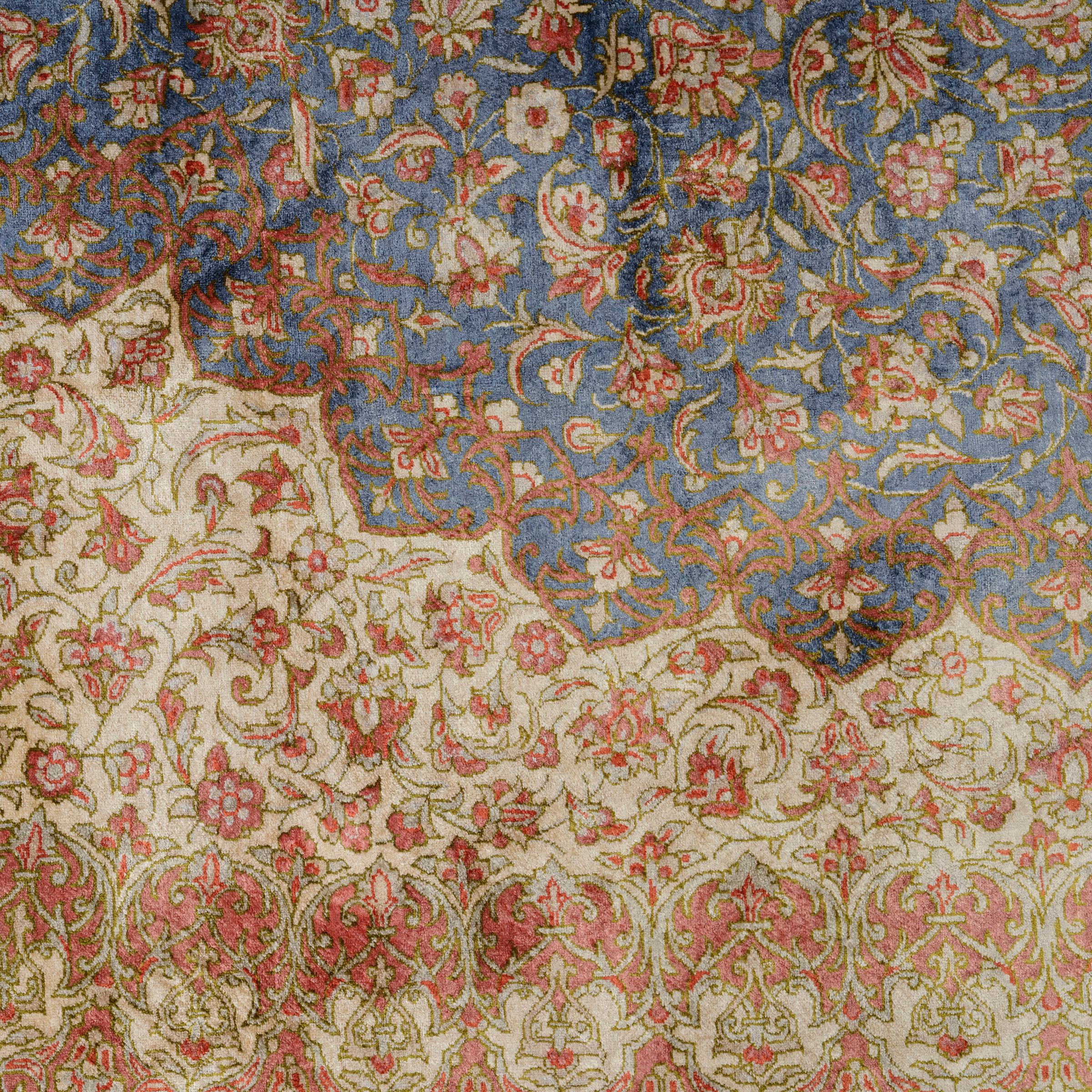 Annodato a mano Tappeto persiano, Ghom, 1910/20 circa, seta in vendita