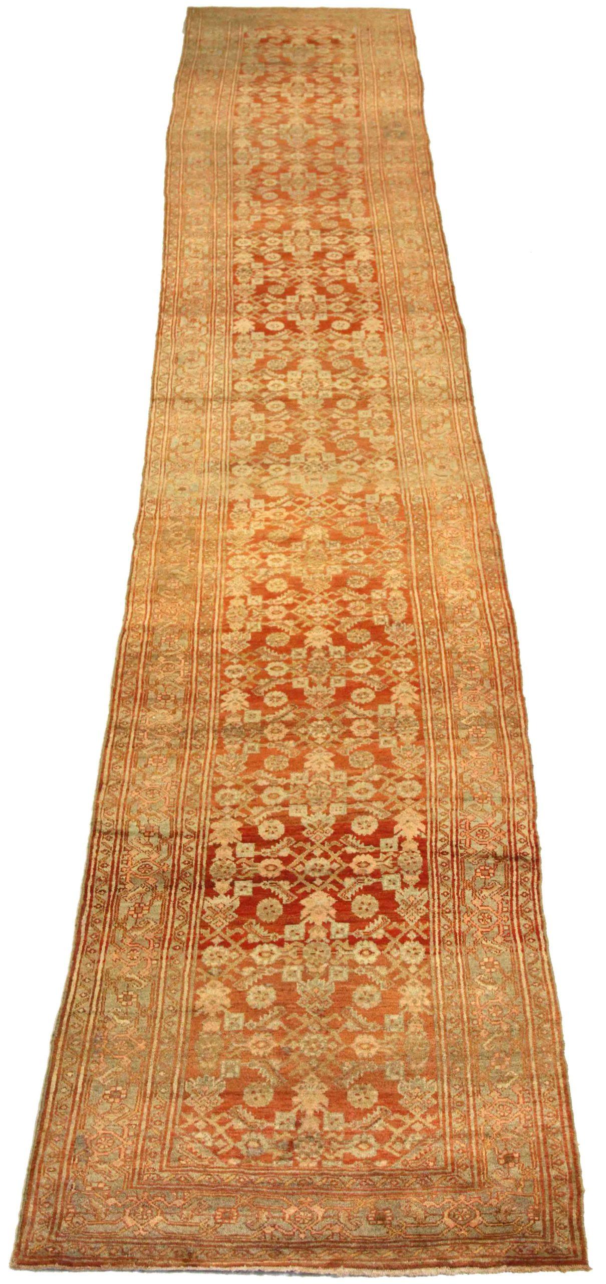 Entdecken Sie die Eleganz des persischen Teppichs Enjelas mit Läufer aus der Zeit um 1880. Dieses exklusive Design aus Wolle und Elfenbeinrot ist perfekt, um Ihren Raum zu verschönern.