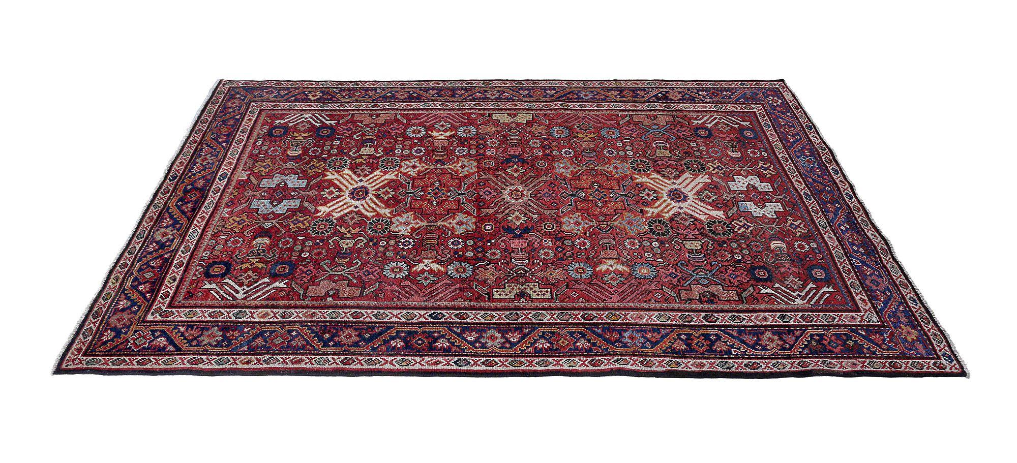 Descubre la elegancia de las alfombras persas Farahan de Circa 1880. Diseñado con Lana y AzulMarrónMarfilRojo, este diseño exclusivo es perfecto para realzar tu espacio.