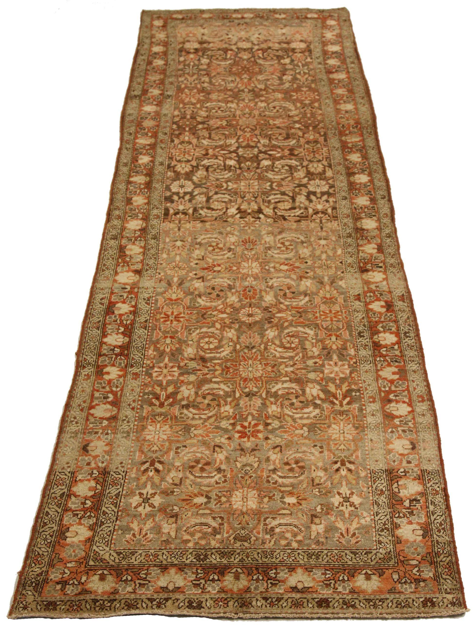 Entdecken Sie die Eleganz des persischen Farahan-Teppichs mit Läufer aus der Zeit um 1880. Dieses exklusive Design aus Wolle und Braun-Elfenbein-Rot ist perfekt, um Ihren Raum zu verschönern.
