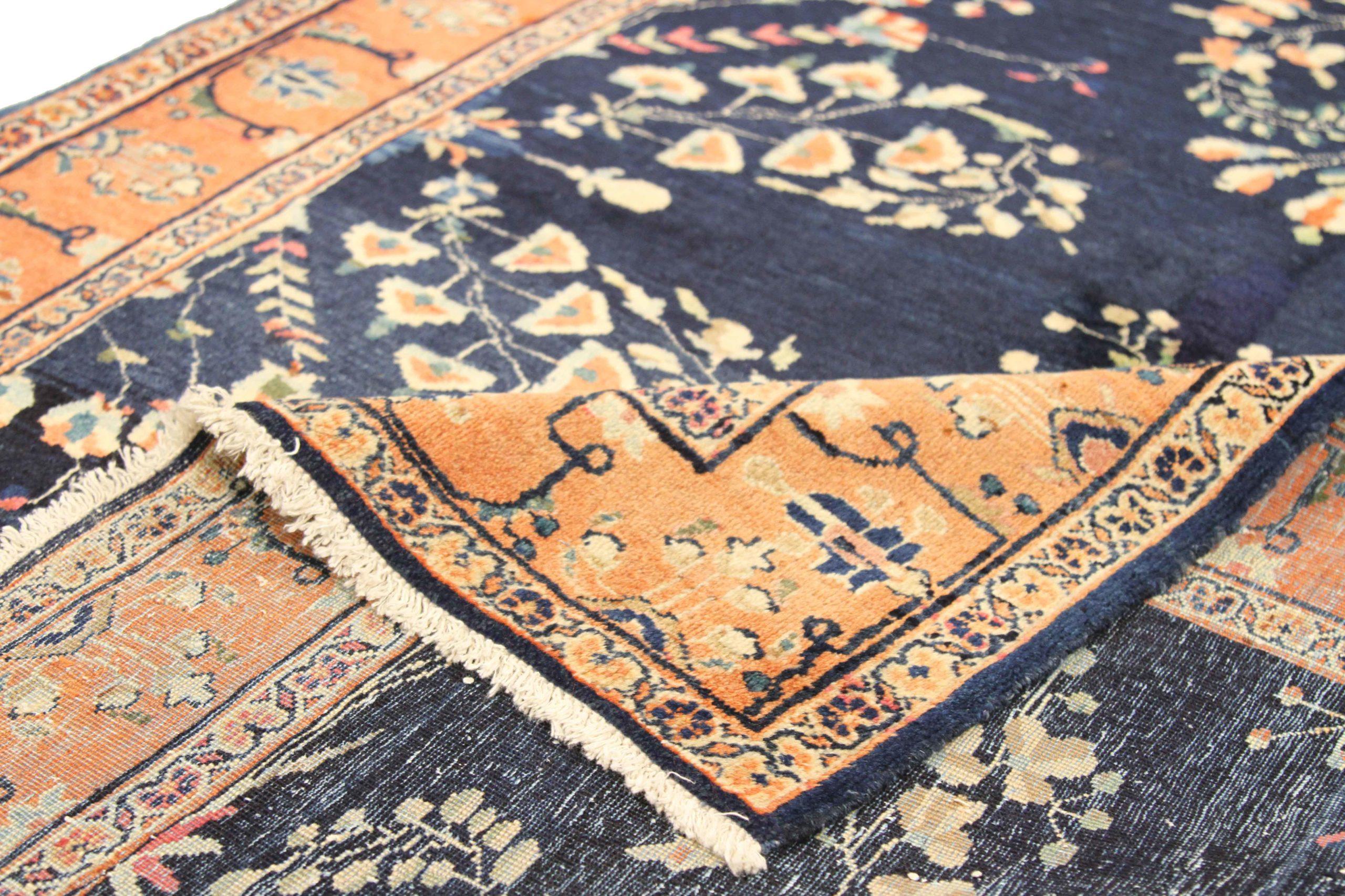 Asian Persian Farahan Small Rug - Wool Ivory Navy Blue Pink Design - 75172 For Sale