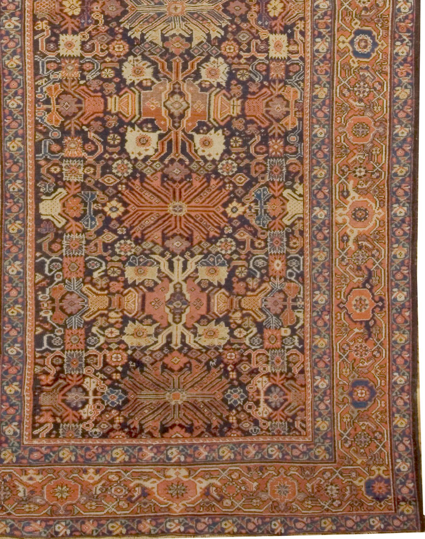Perse Tapis persan Feraghan, vers 1880 6' x 12'8 en vente
