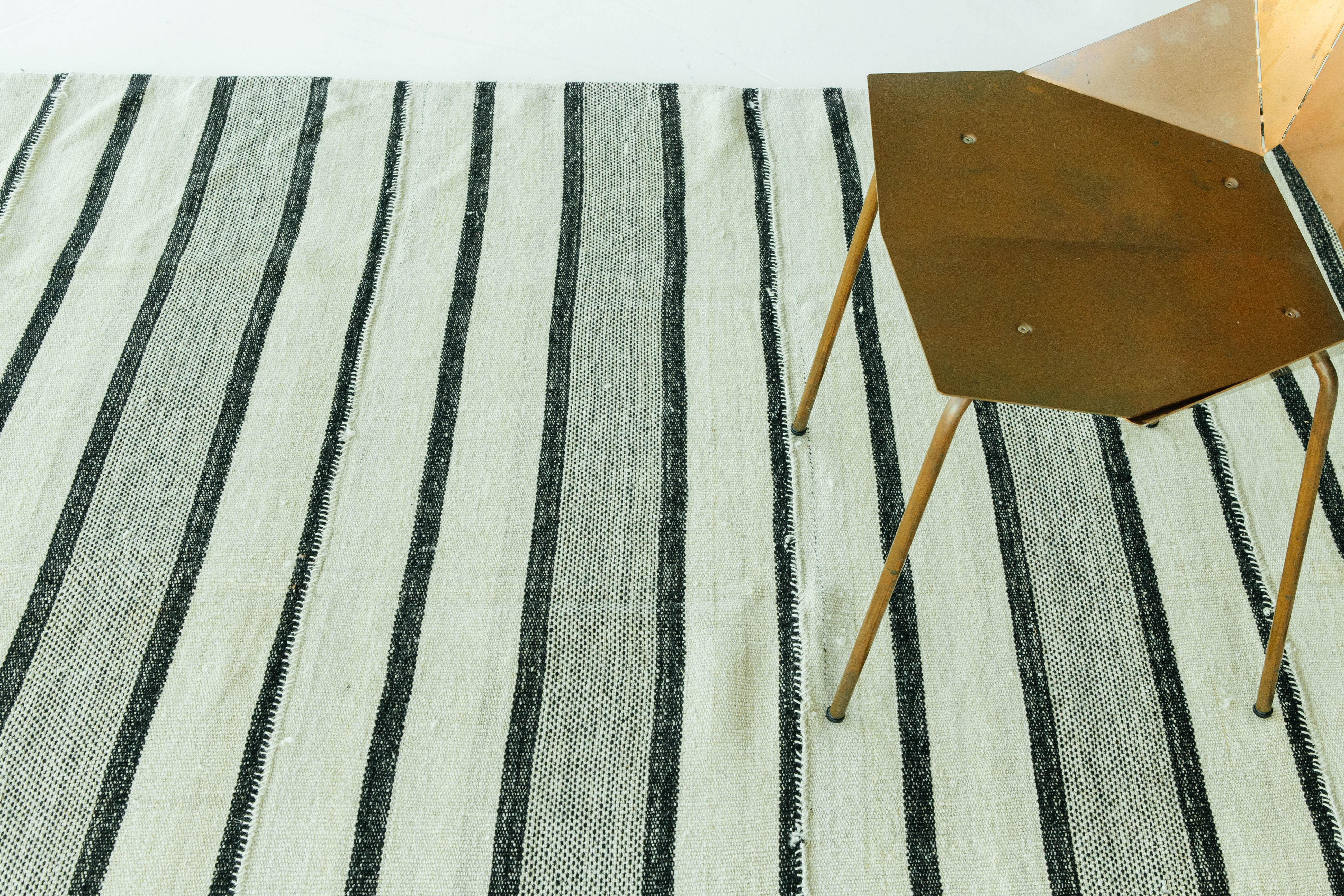 Persischer flachgewebter Jejim-Kilim im Zustand „Neu“ im Angebot in WEST HOLLYWOOD, CA