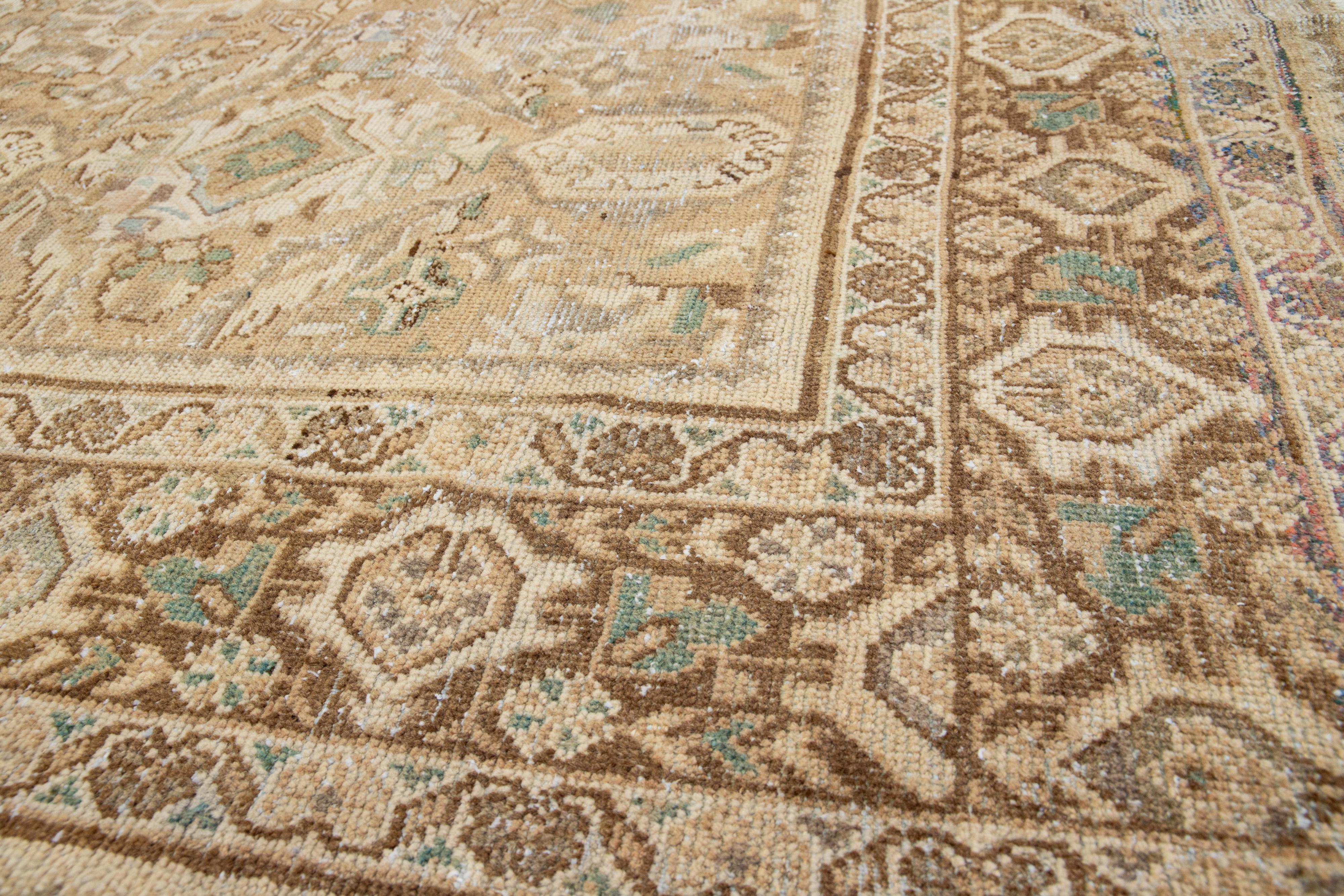 Persian Floral Mahal Wool Rug Vintage Handmade With Beige Field For Sale 2