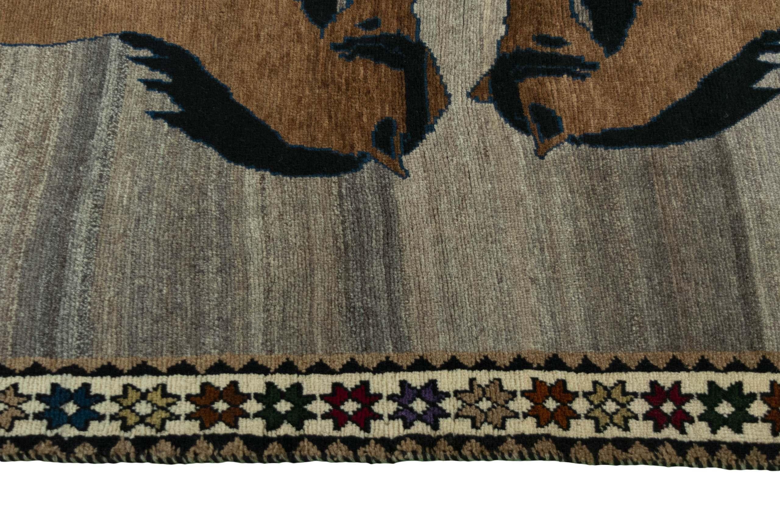 Persischer Gabbeh-Teppich (212cm x 133 cm, Pferdemotiv, grau-braun, neu) im Angebot 1
