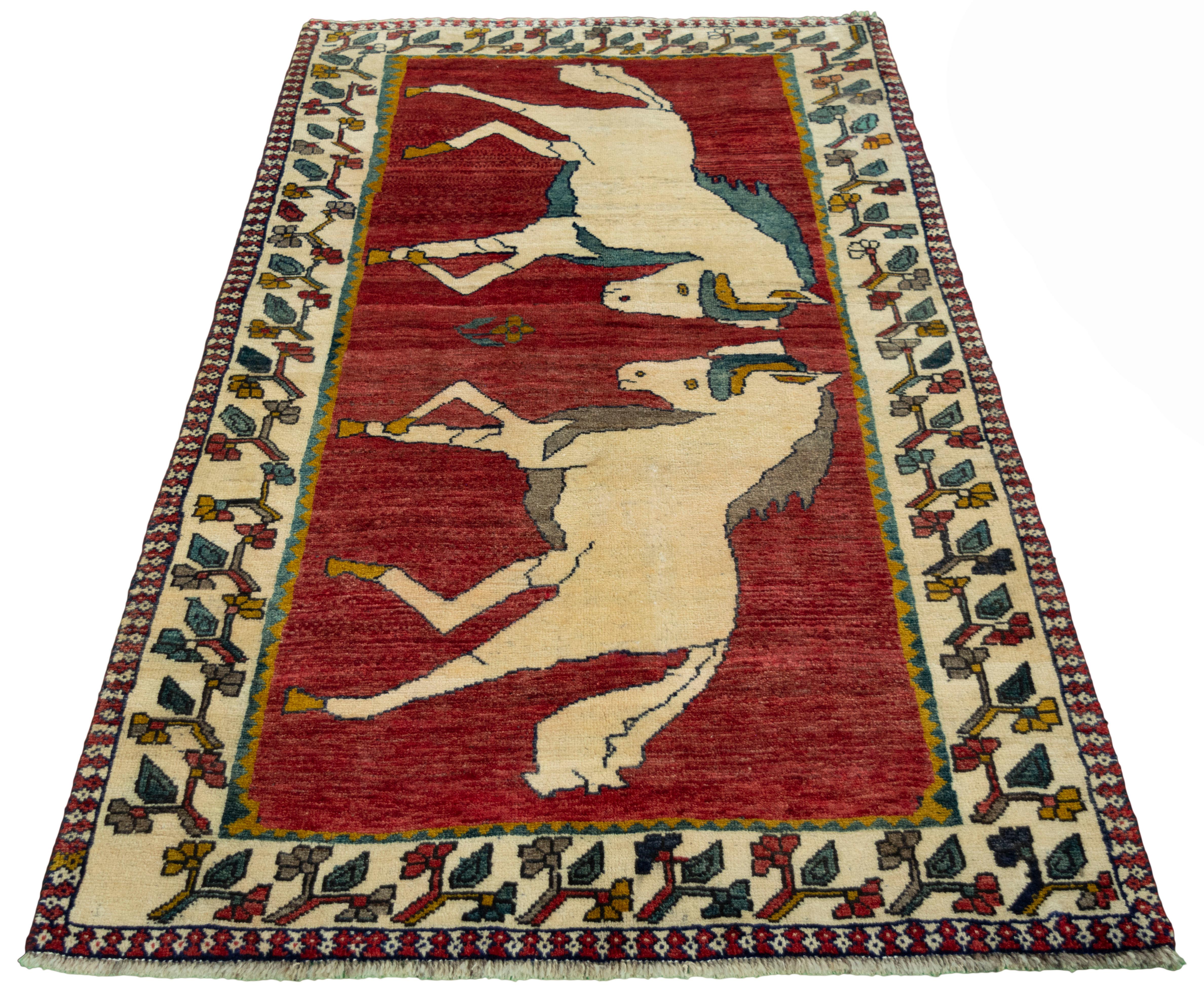 Persian Gabbeh Rug (217cm x 115 cm, horse motif, red, new) In Excellent Condition For Sale In North Bergen, NJ