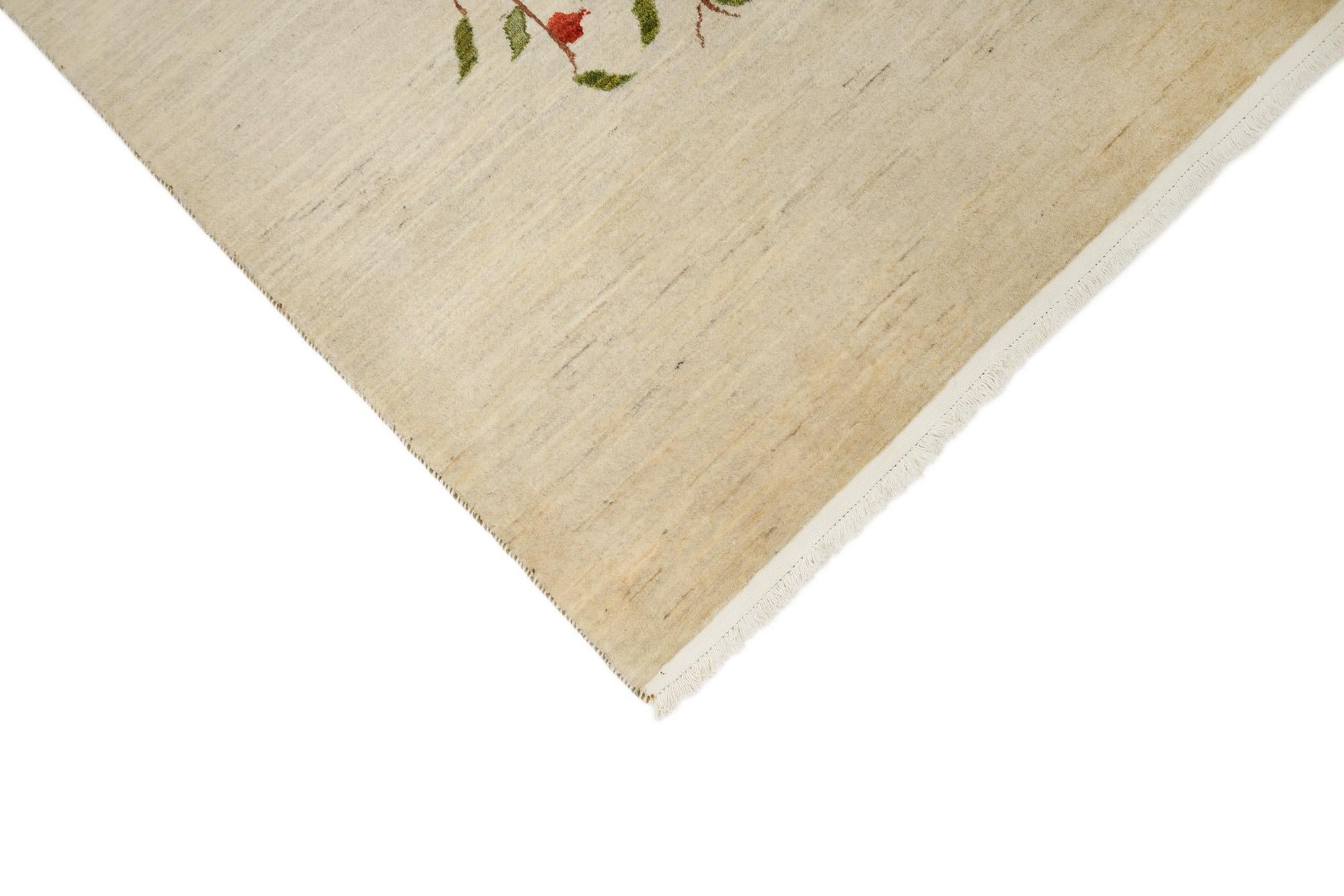 Persischer Gabbeh-Teppich (292cm x 189cm, elfenbeinfarben, Granatapfelbaum-Motiv, neu) (21. Jahrhundert und zeitgenössisch) im Angebot