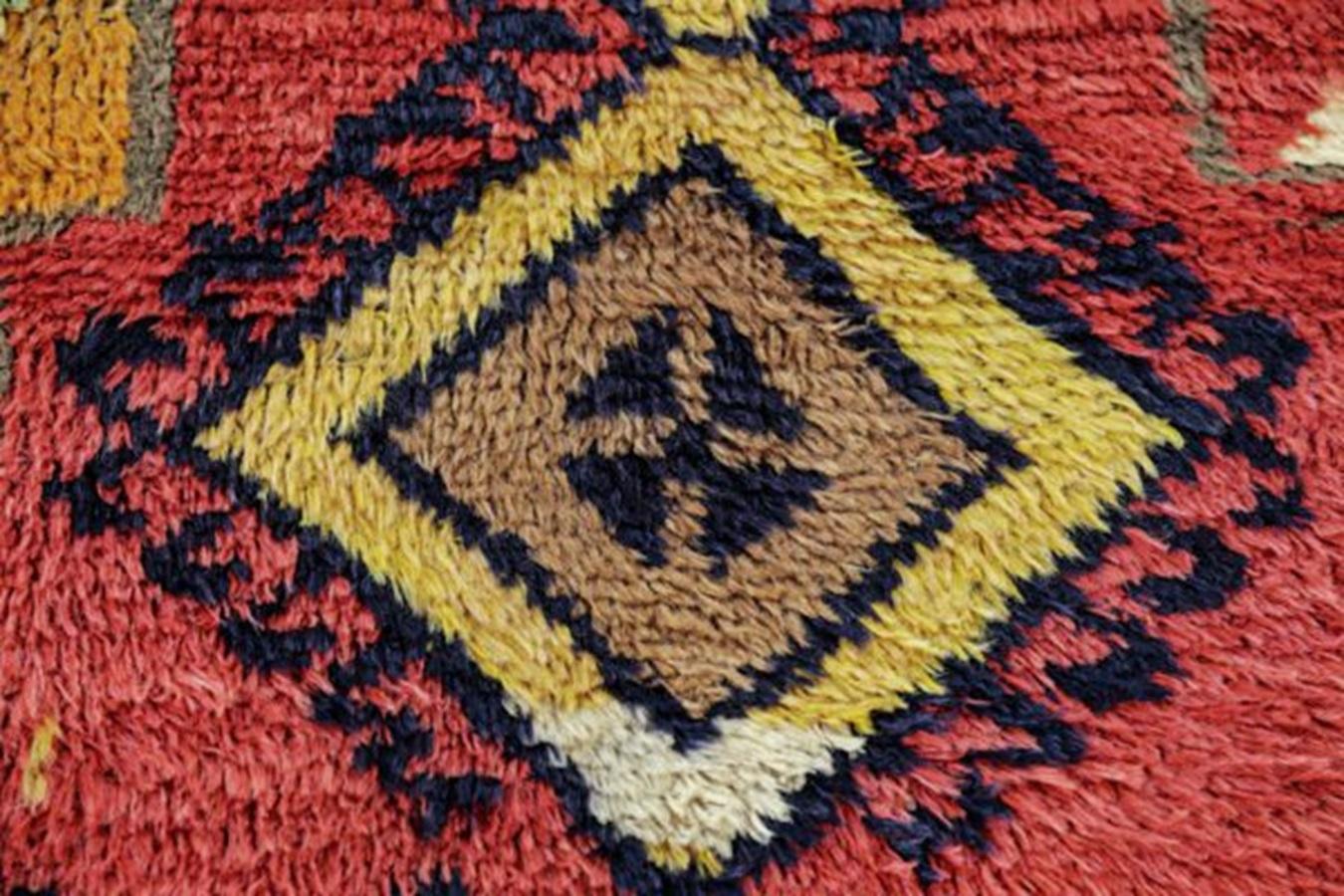 Asian Persian Gabbeh Runner Rug Circa 1910 - Wool Orange Pink Red Yellow - 91236 For Sale