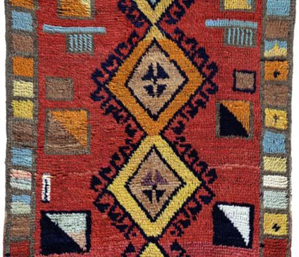 Persian Gabbeh Runner Rug Circa 1910 - Wool Orange Pink Red Yellow - 91236 In Excellent Condition For Sale In Dallas, TX