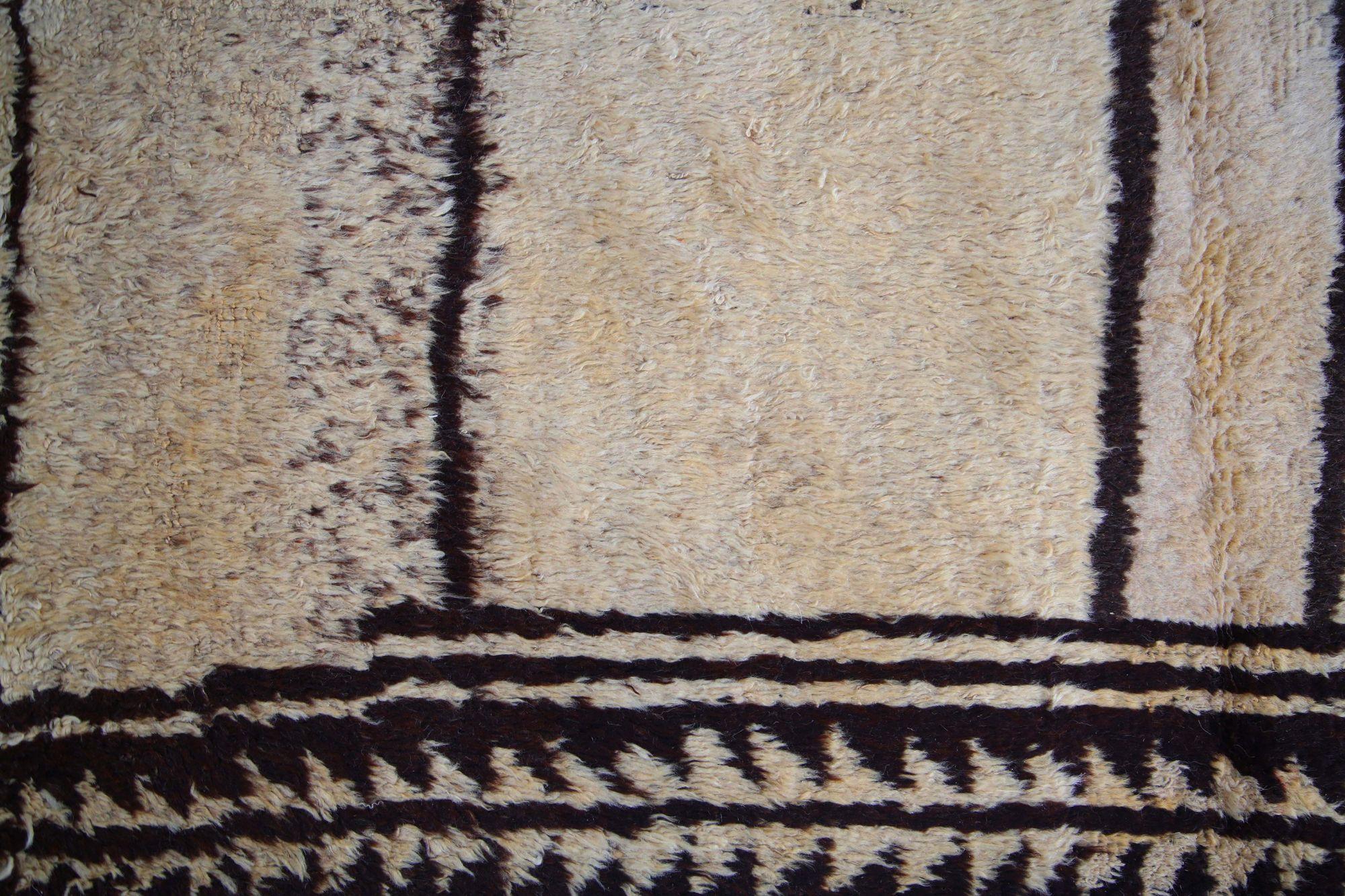 Tappeto persiano Gabbeh Small - Disegno in lana e avorio - 97725 In condizioni ottime in vendita a Dallas, TX