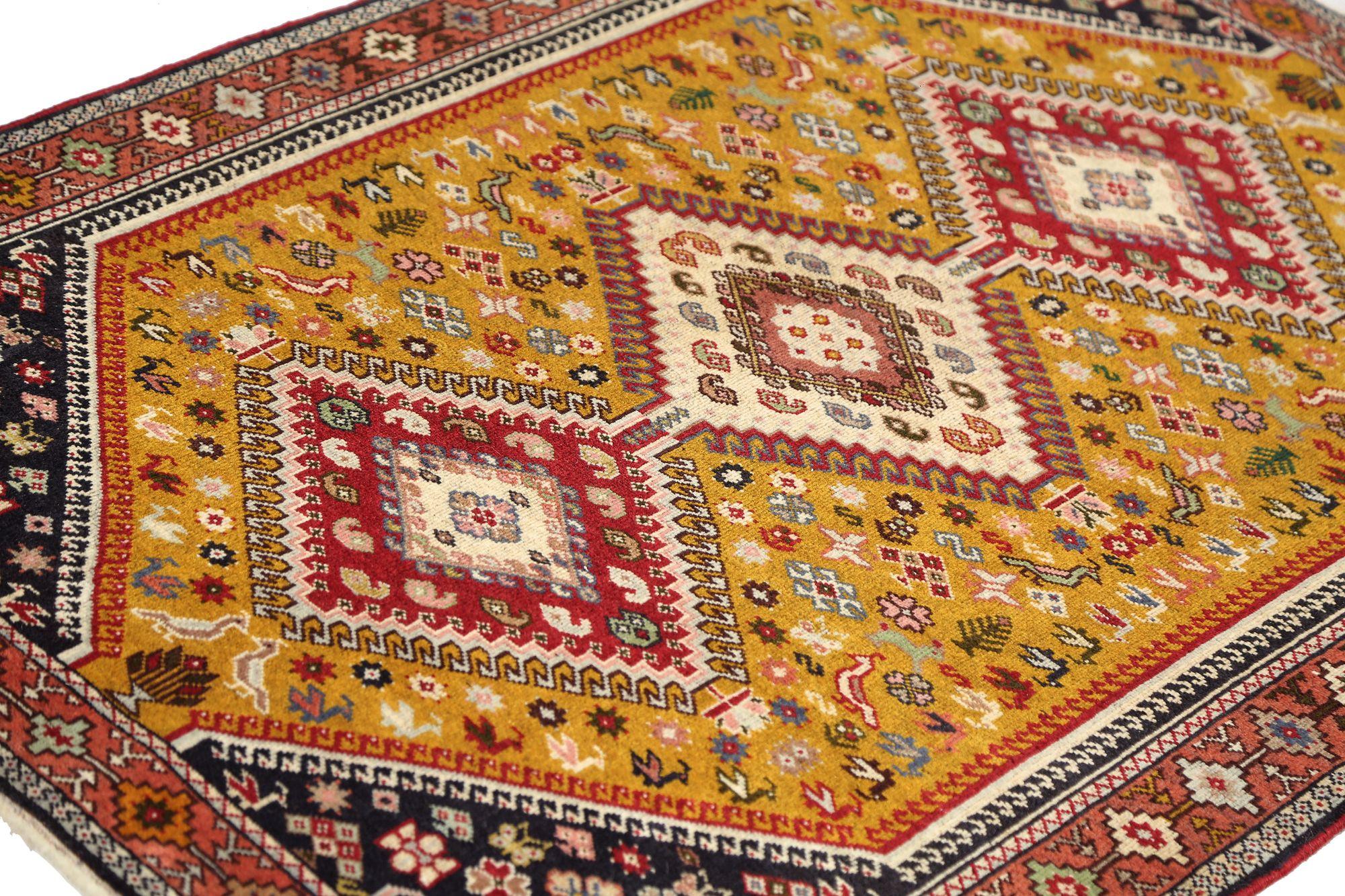 Persischer Gabbeh Small Teppich - Wolle Gelb Design - 97073 im Zustand „Hervorragend“ im Angebot in Dallas, TX