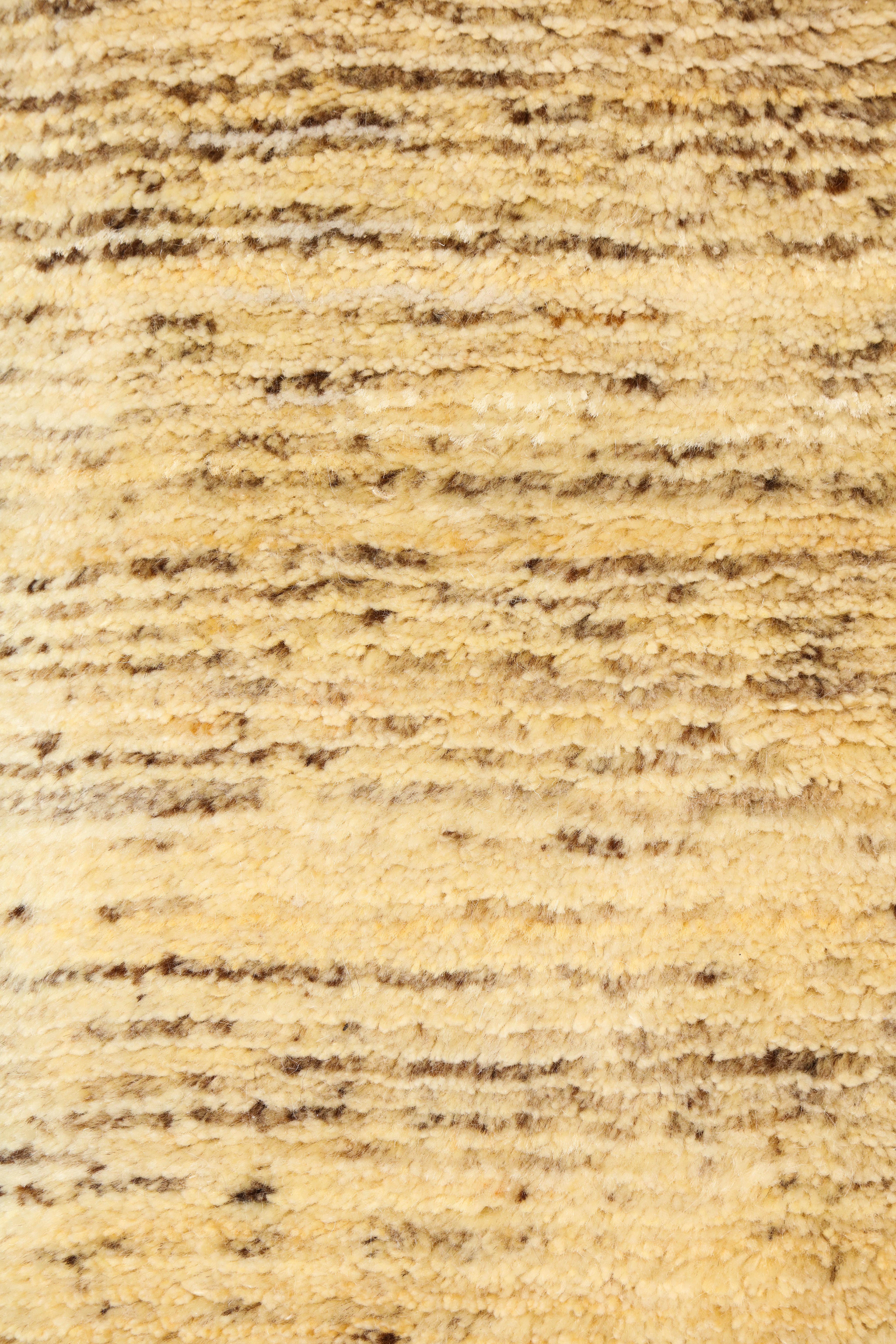 Scandinavo moderno Persian Gabbehrez Wool Rug, Neutral Undyed Organic Modern Design, 2'5