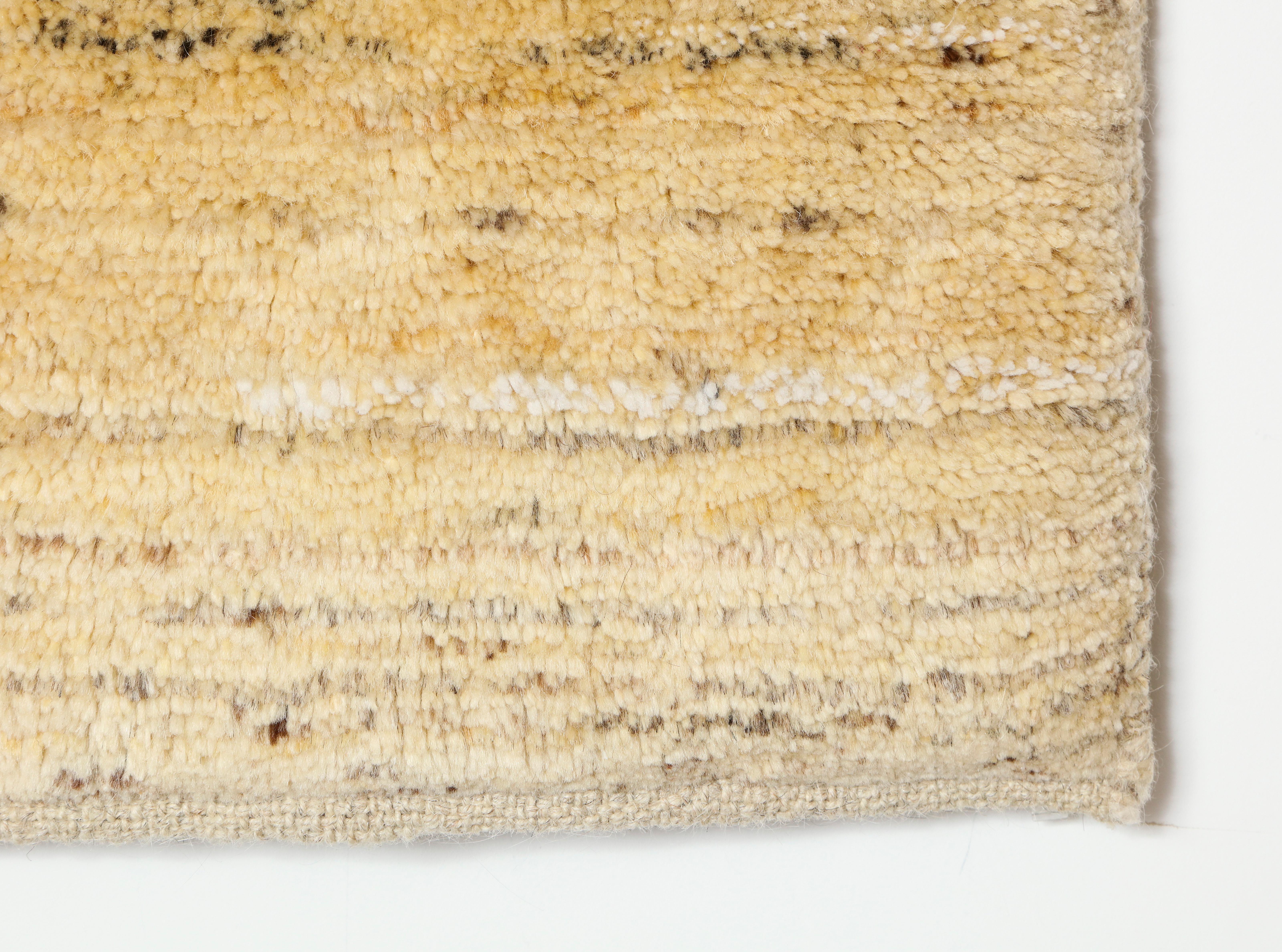 Tessuto a mano Persian Gabbehrez Wool Rug, Neutral Undyed Organic Modern Design, 2'5