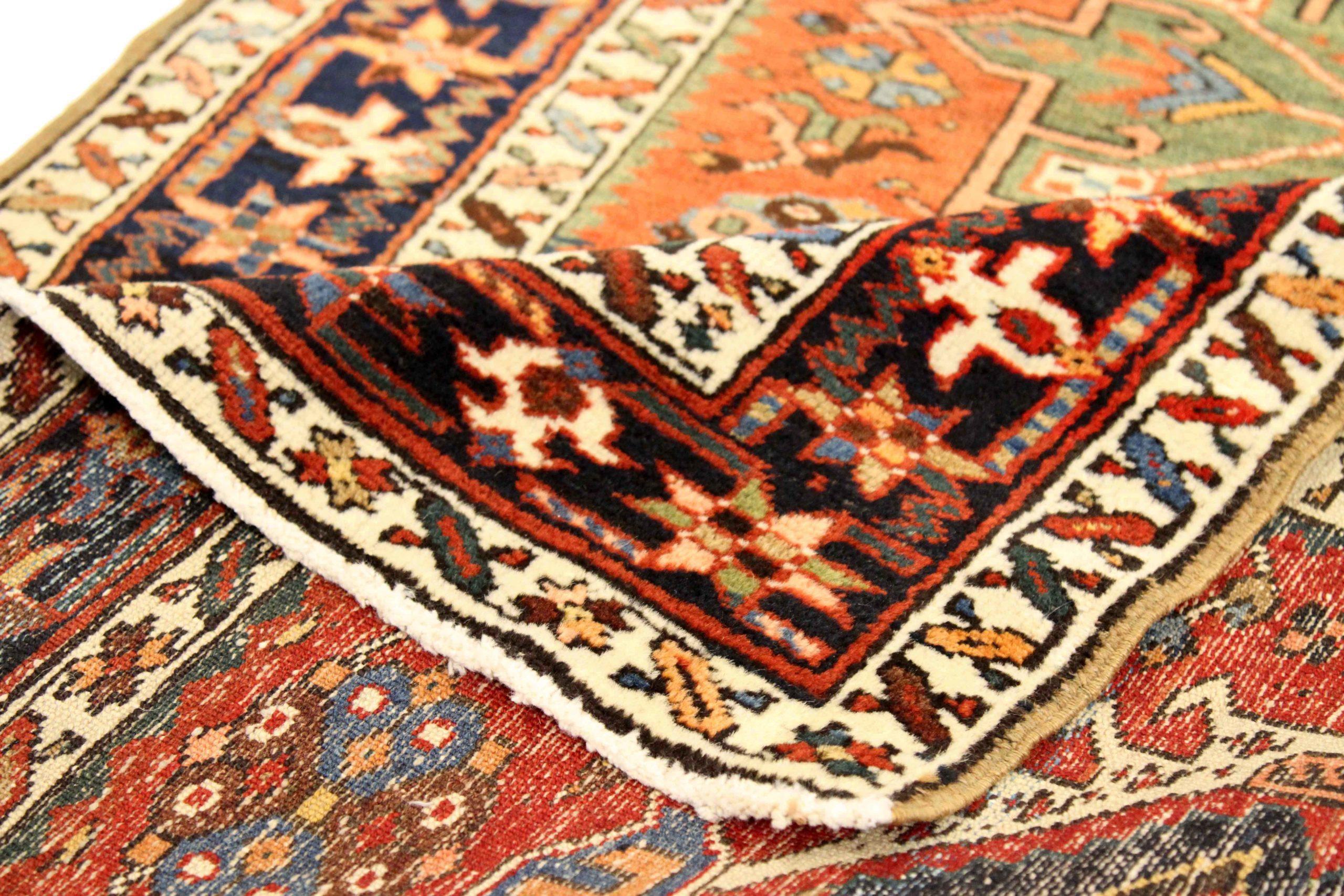 Persischer Gharajeh-Läufer - Wolle Elfenbein Marineblau Blau Rot Design - 75604 (Asiatisch) im Angebot