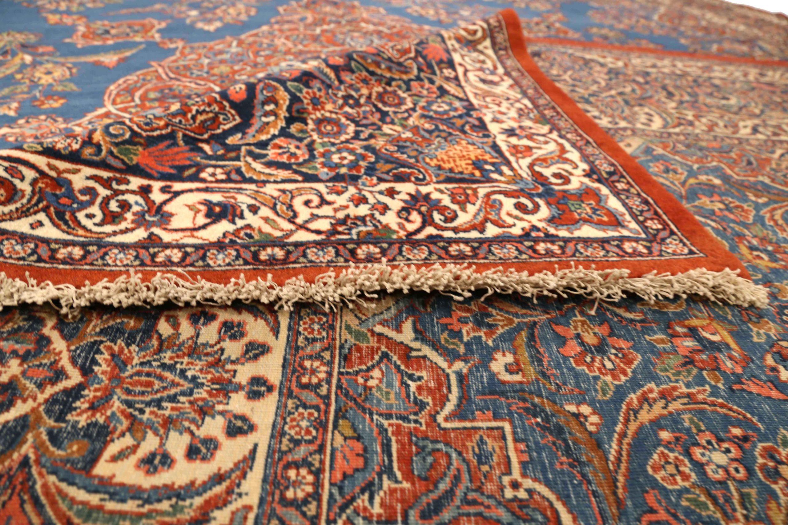 20ième siècle Tapis persan Ghazvin Circa 1940 - Laine Bleu Ivoire Rouge 73073 en vente