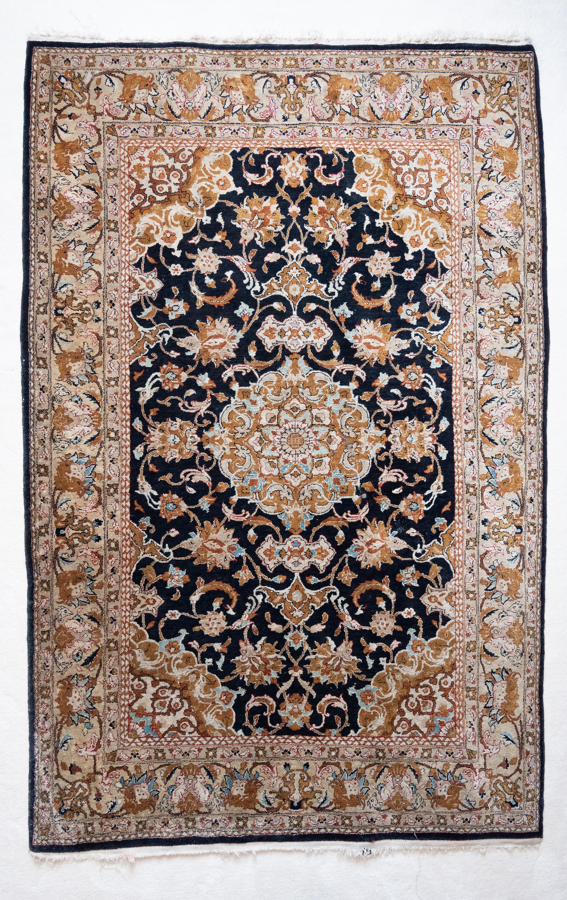 Persian Ghom Silk Rug 165 x 106cm Black, Gold C.1960 For Sale 6