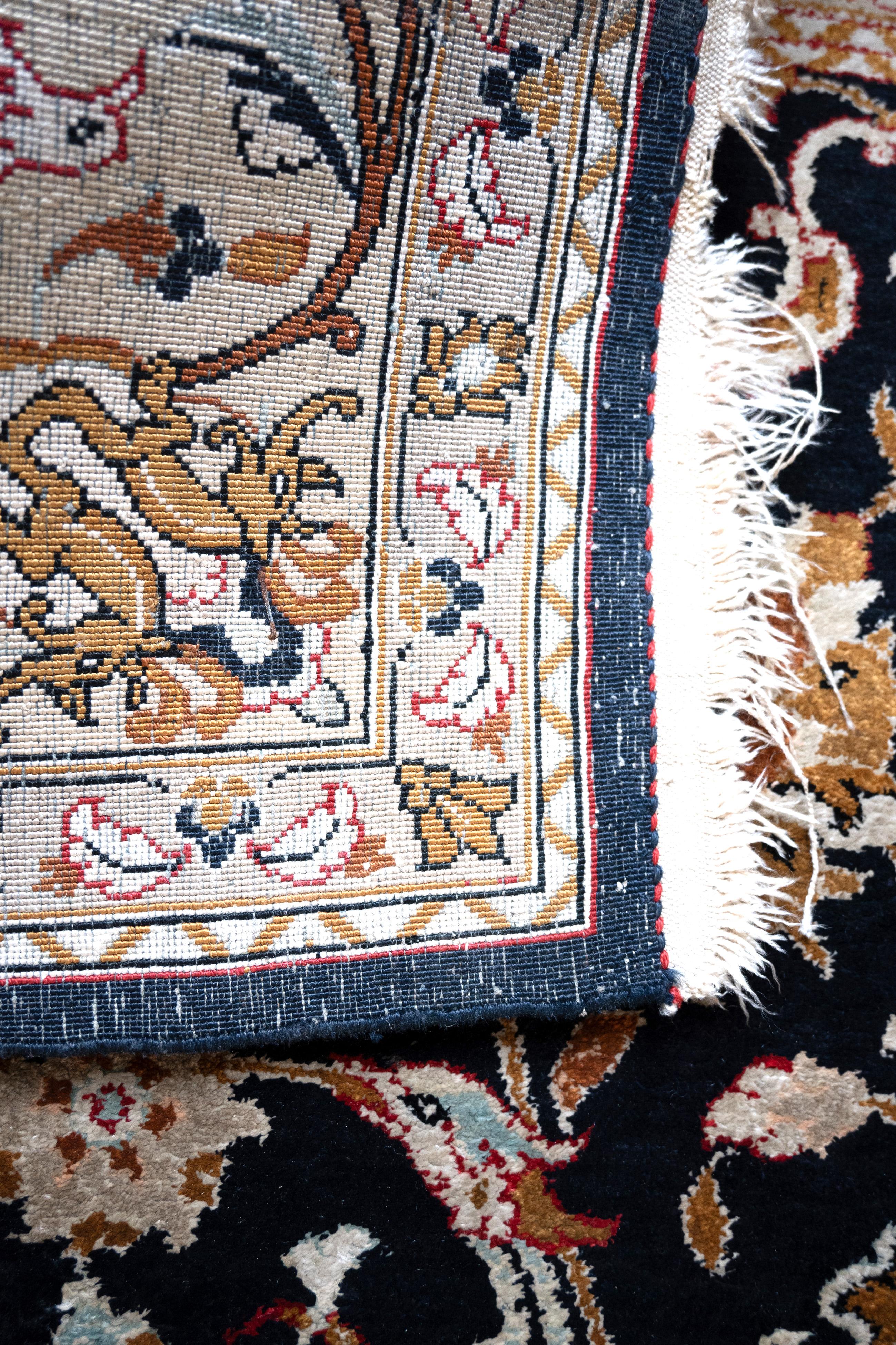 Persian Ghom Silk Rug 165 x 106cm Black, Gold C.1960 For Sale 4
