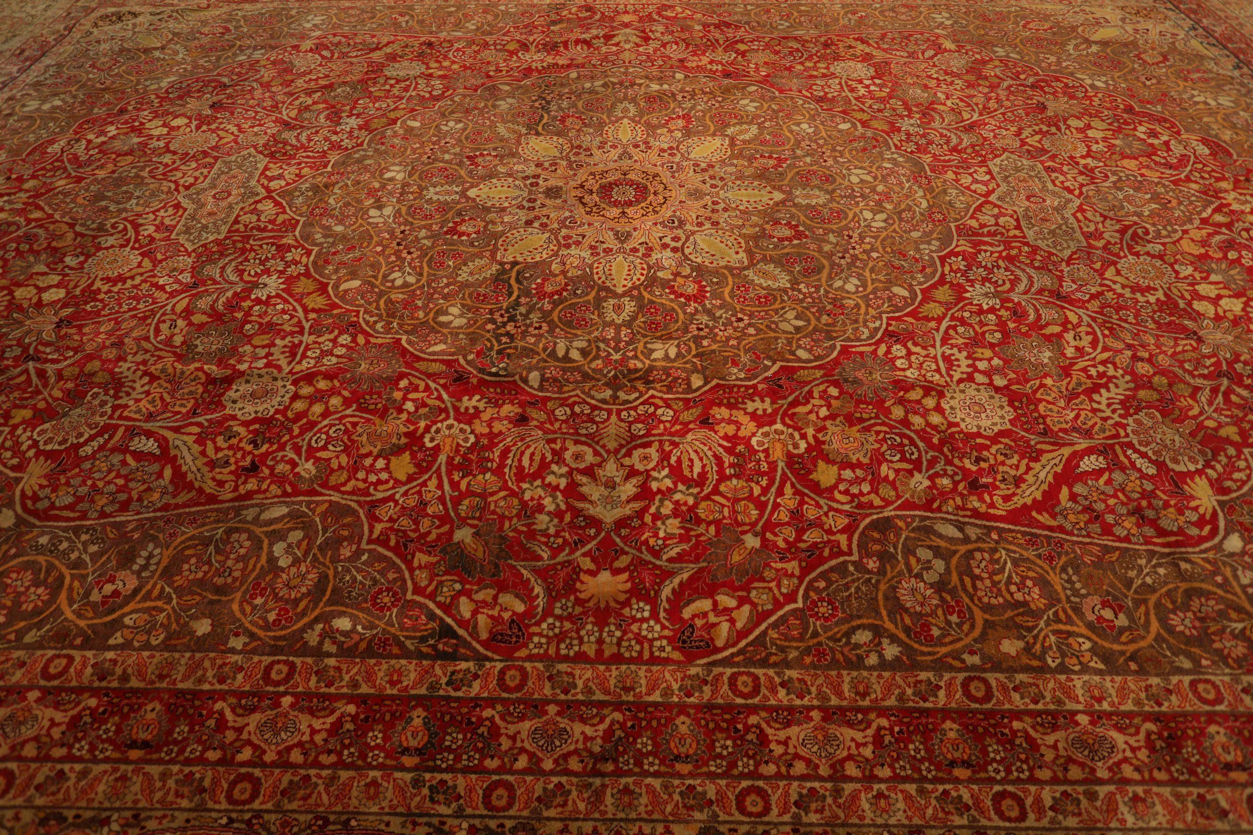 Persischer Haji Jalili Übergroßer Teppich - Wolle Rotes Design - 93386 (20. Jahrhundert) im Angebot