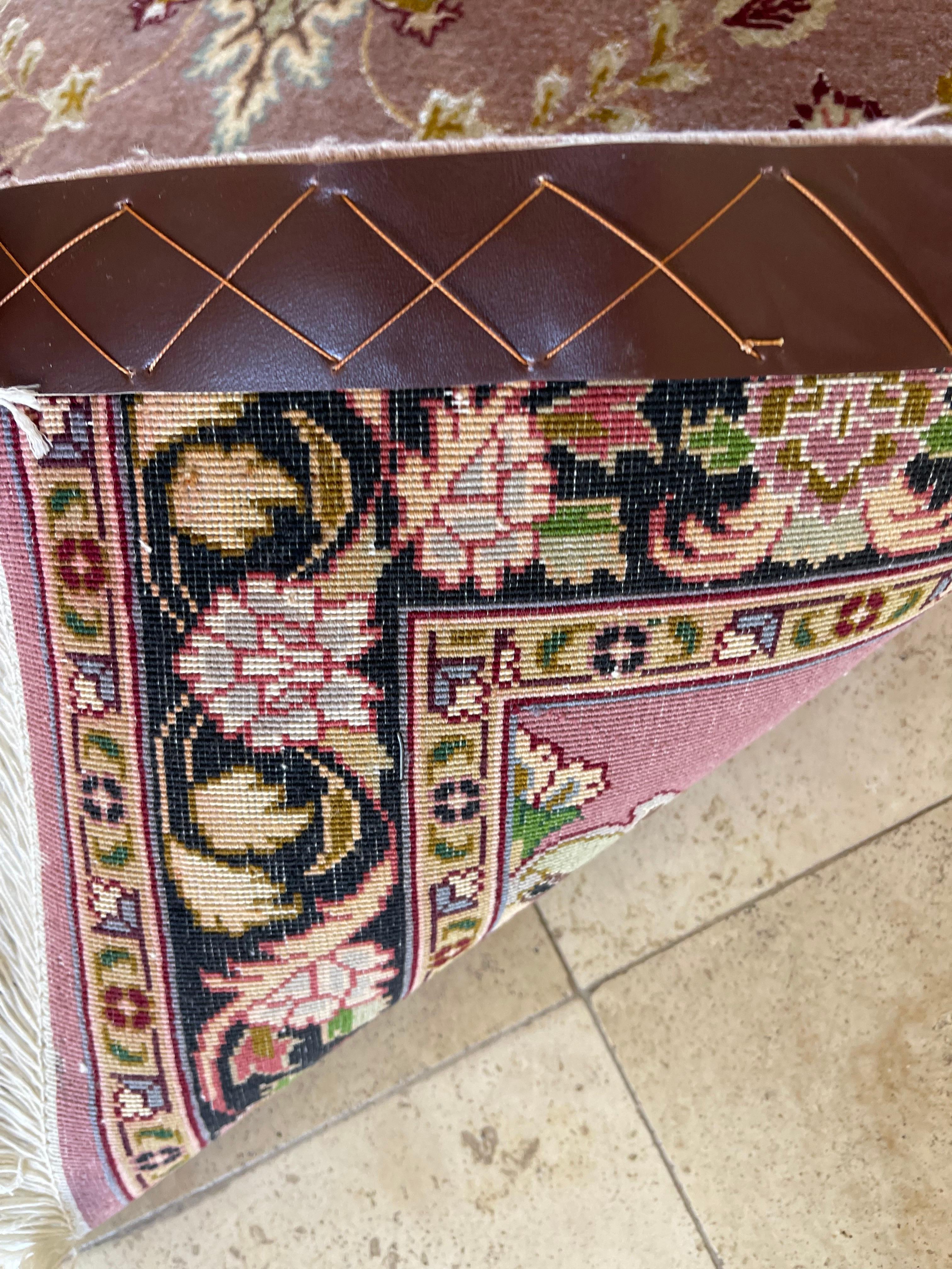 Persische handgeknüpfte  Floral Pair Tabriz Läufer Teppich im Angebot 2