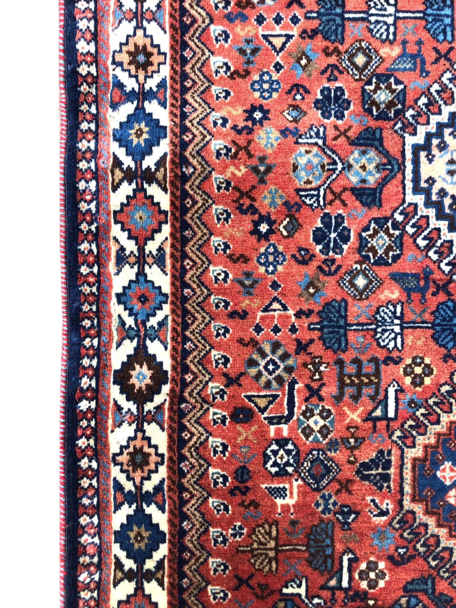 Persischer Yalameh-Teppich-Läufer im Angebot 7
