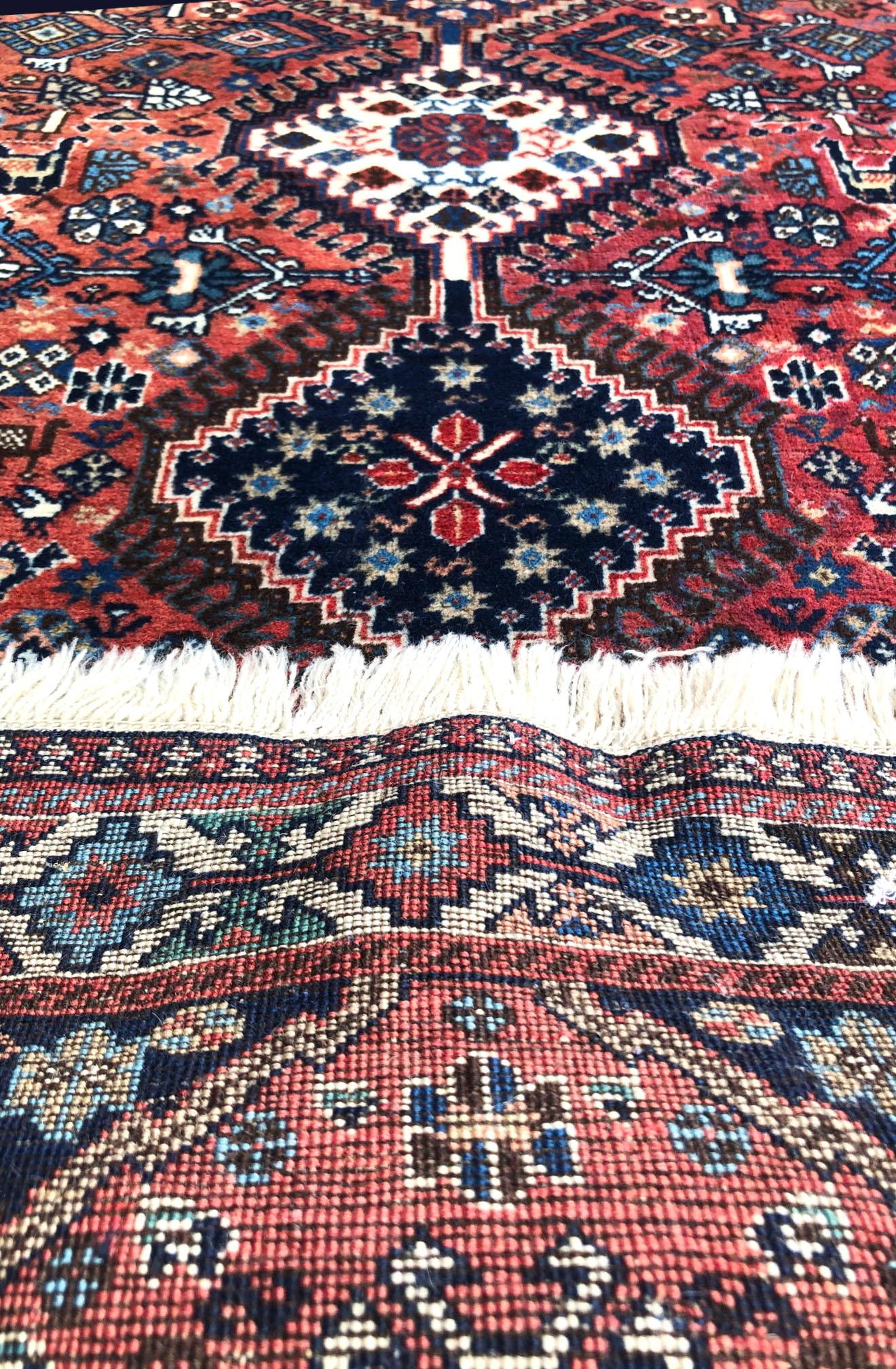 Persischer Yalameh-Teppich-Läufer im Angebot 9