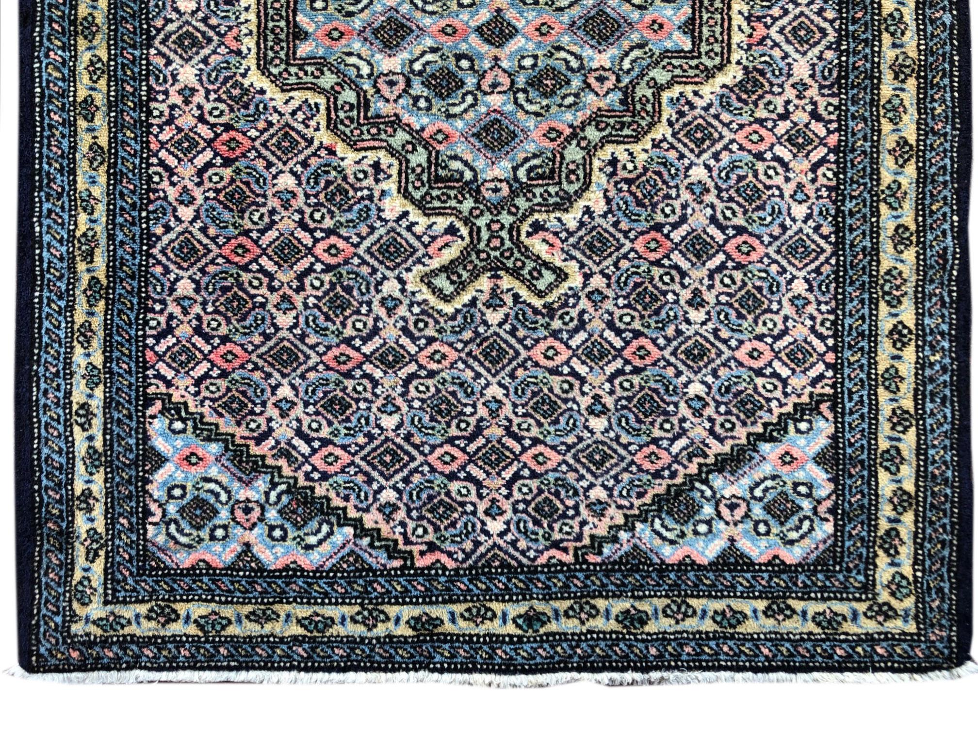 Persian Hand Knotted Medallion Ardabil Rug 2
