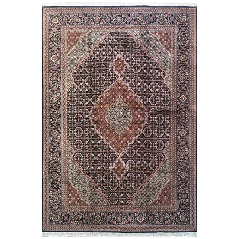 Persian Hand Knotted Medallion Fish Design 'Mahi' Tabriz Rug, circa ...