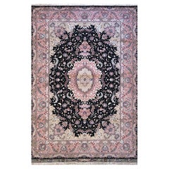 Tapis persan noué à la main, médaillon floral noir de Tabriz