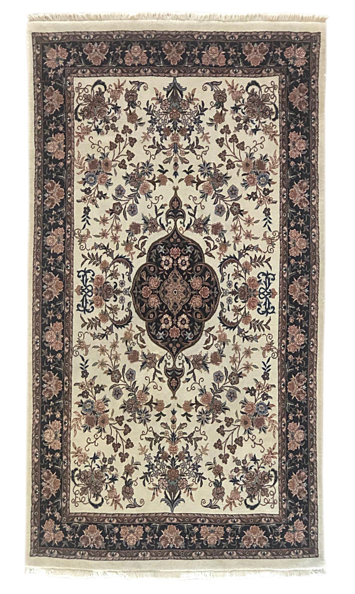 Persian Hand Knotted Medallion Floral Cream Bijar, Bidjar Rug  6