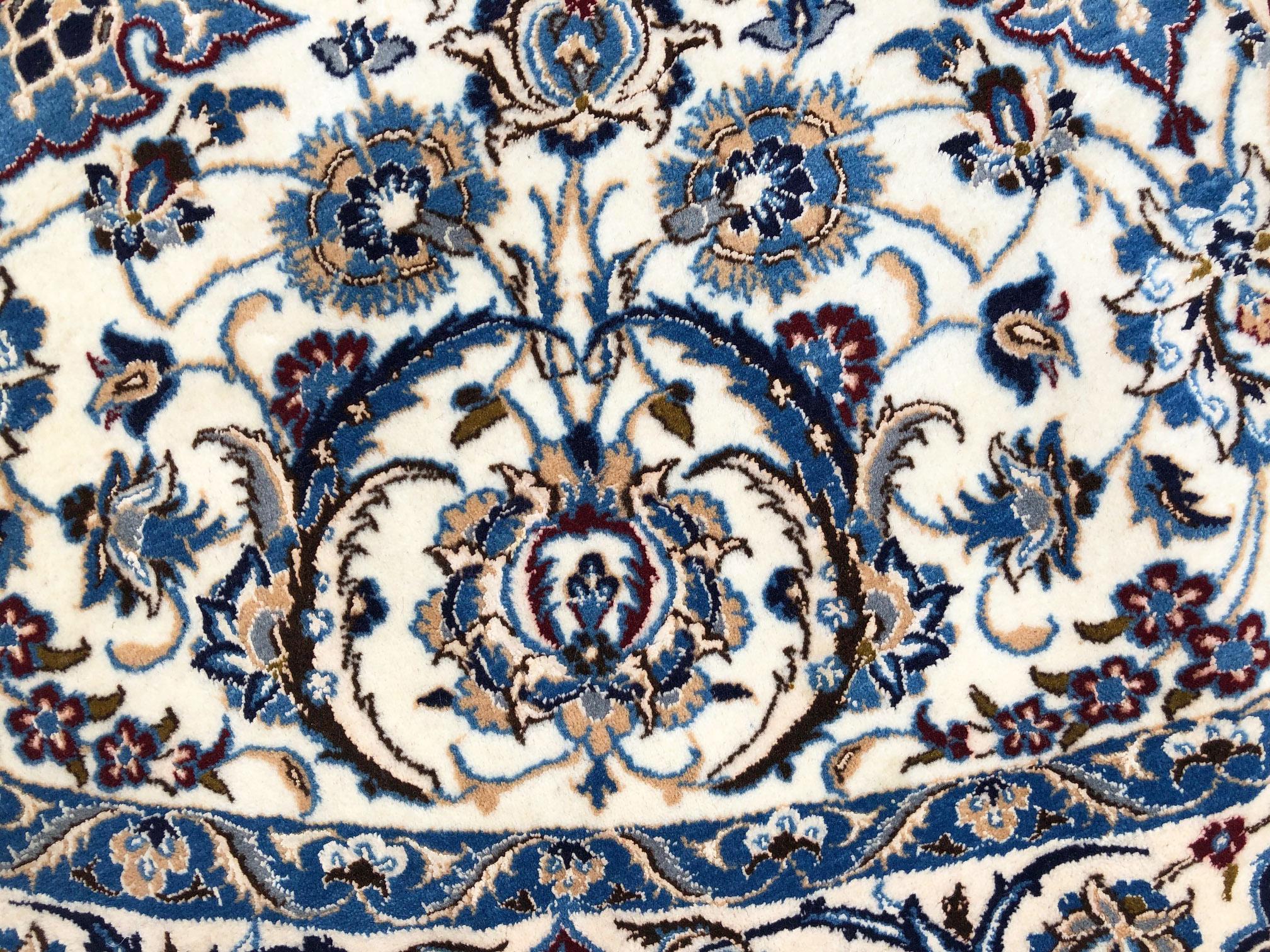 Persian Hand Knotted Medallion Floral Cream Blue Nain Round Rug 4