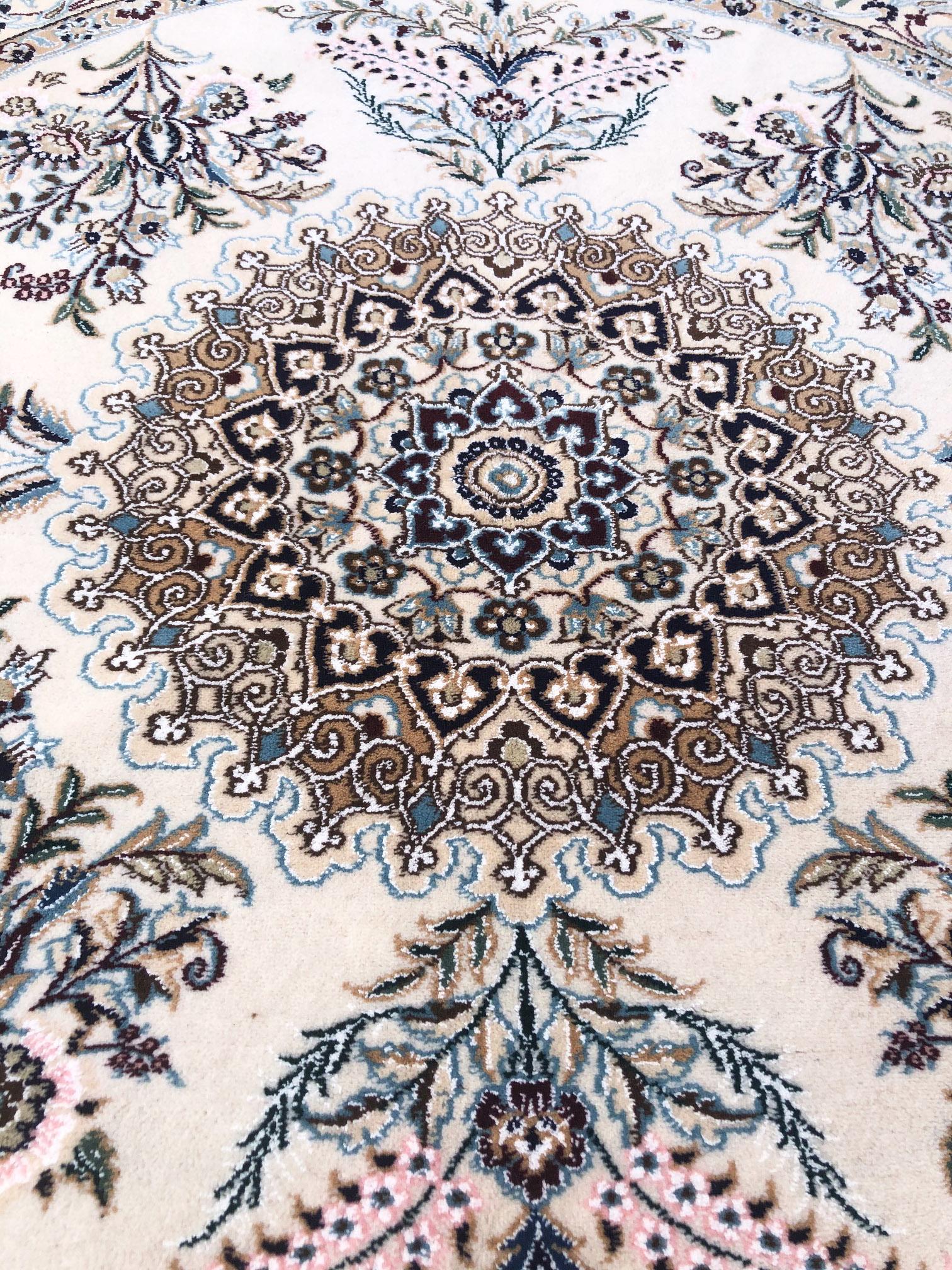 Persian Hand Knotted Medallion Floral Cream Blue Nain Round Rug 3