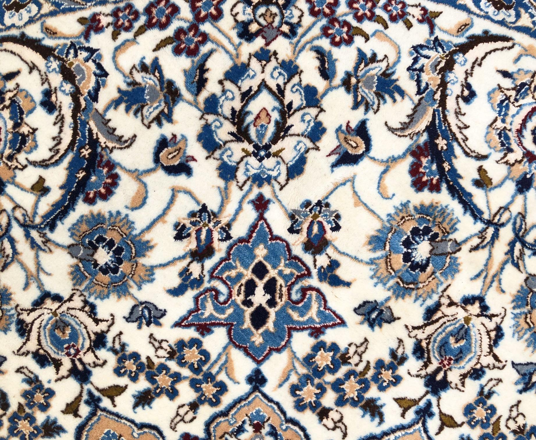 Wool Persian Hand Knotted Medallion Floral Cream Blue Nain Round Rug