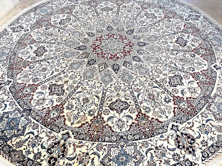 Persian Hand Knotted Medallion Floral Cream Blue Nain Round Rug For ...